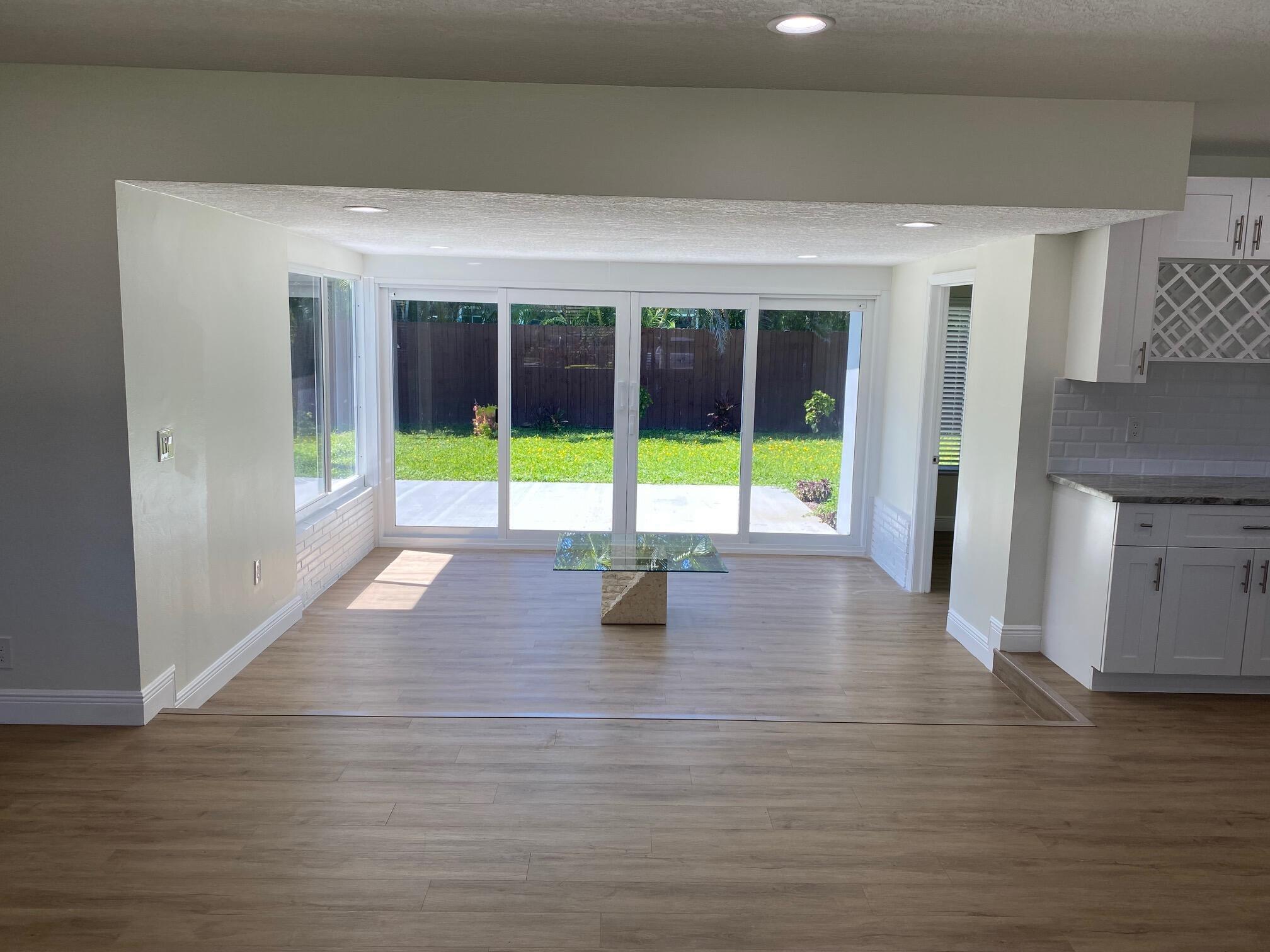 2751 NE 26th Terrace