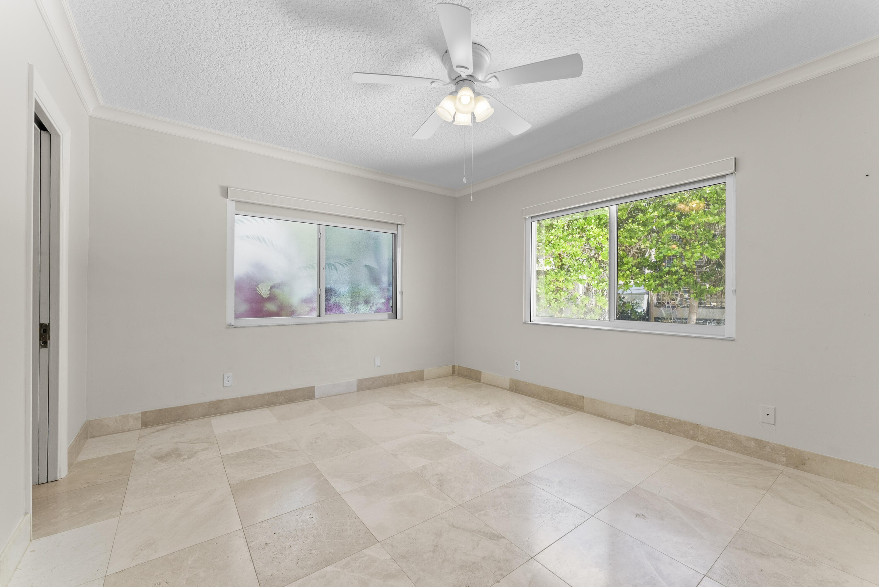 1203 Hillsboro Mile 7b