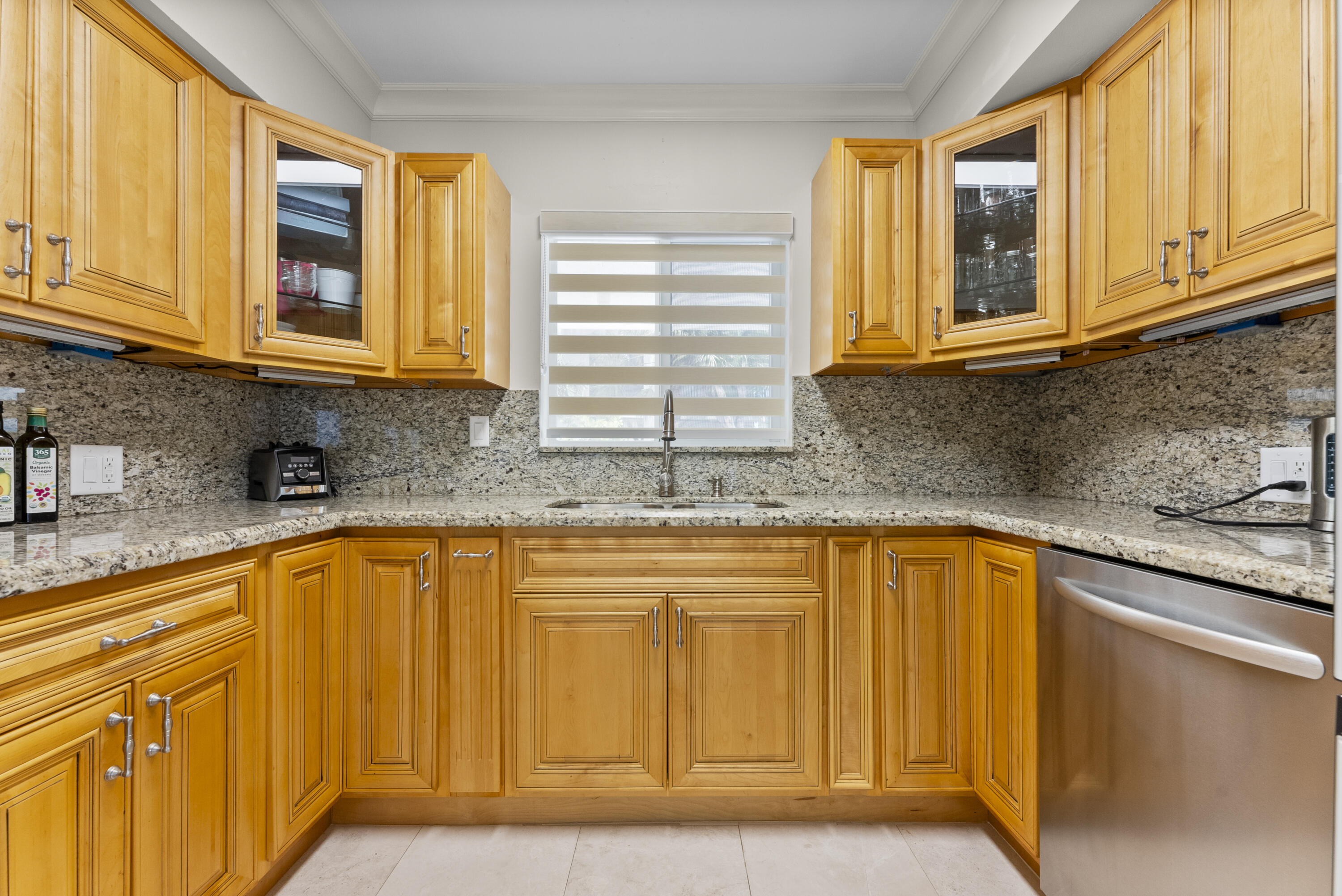 1203 Hillsboro Mile 7b