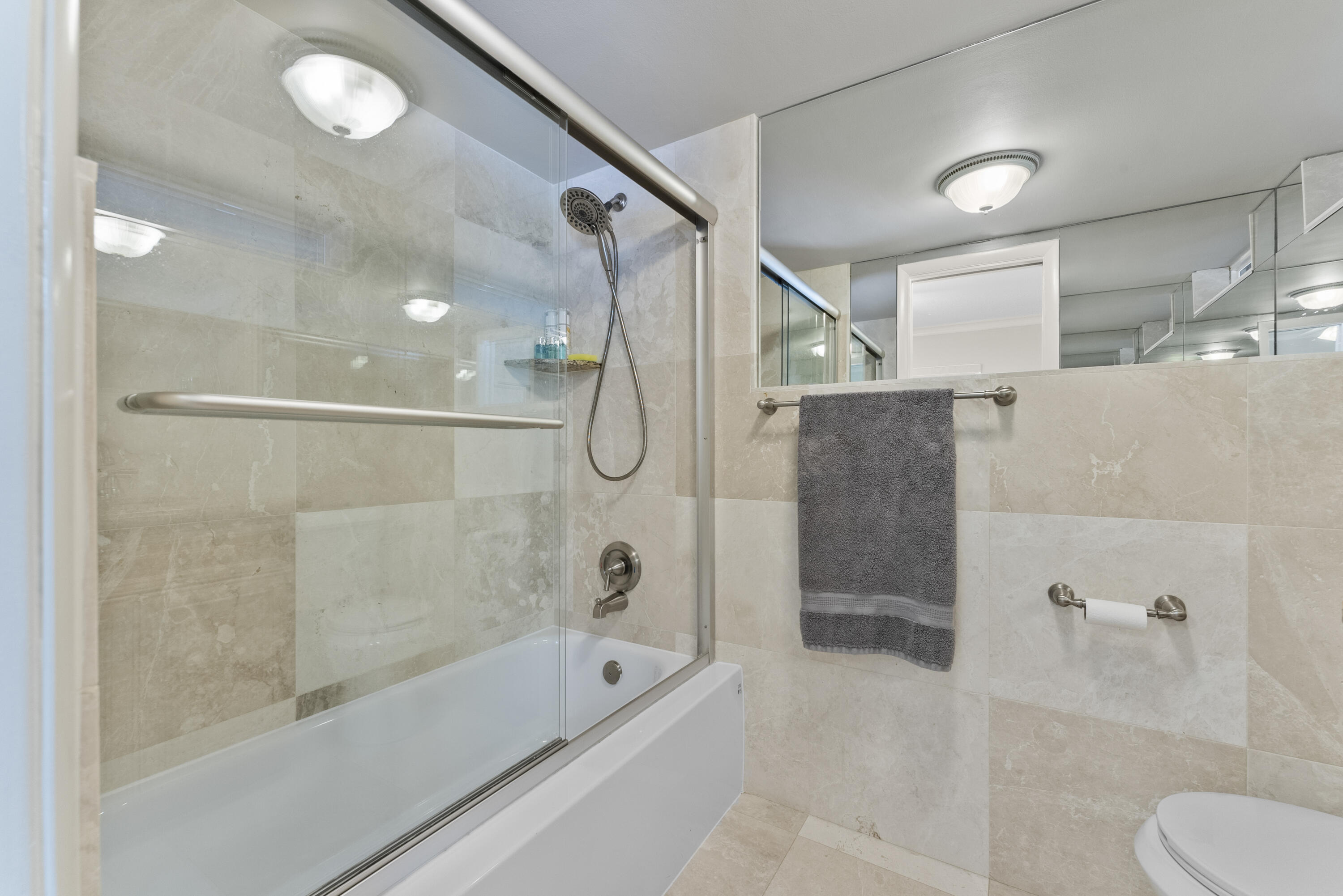 1203 Hillsboro Mile 7b