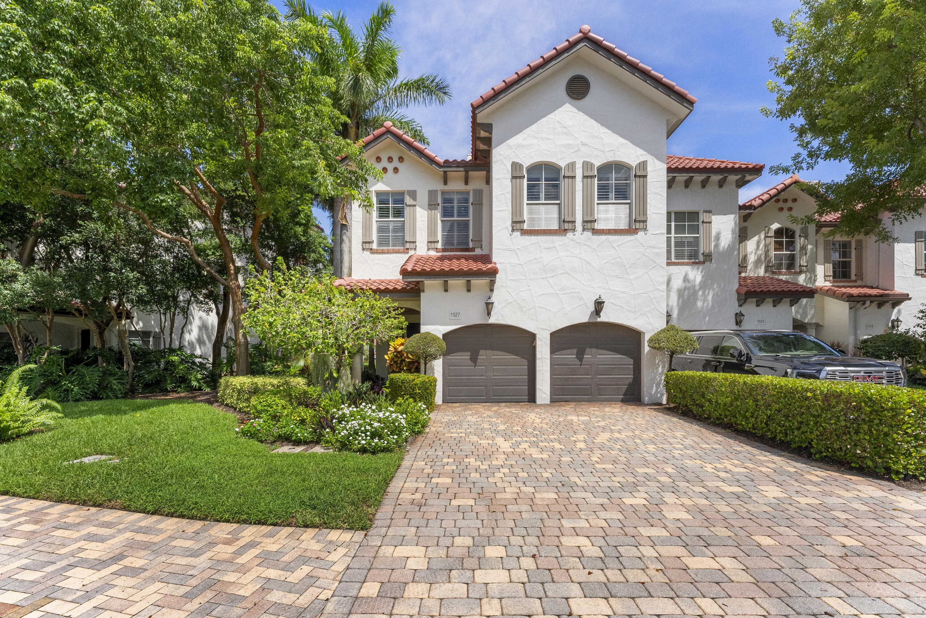 1527 Estuary Trail