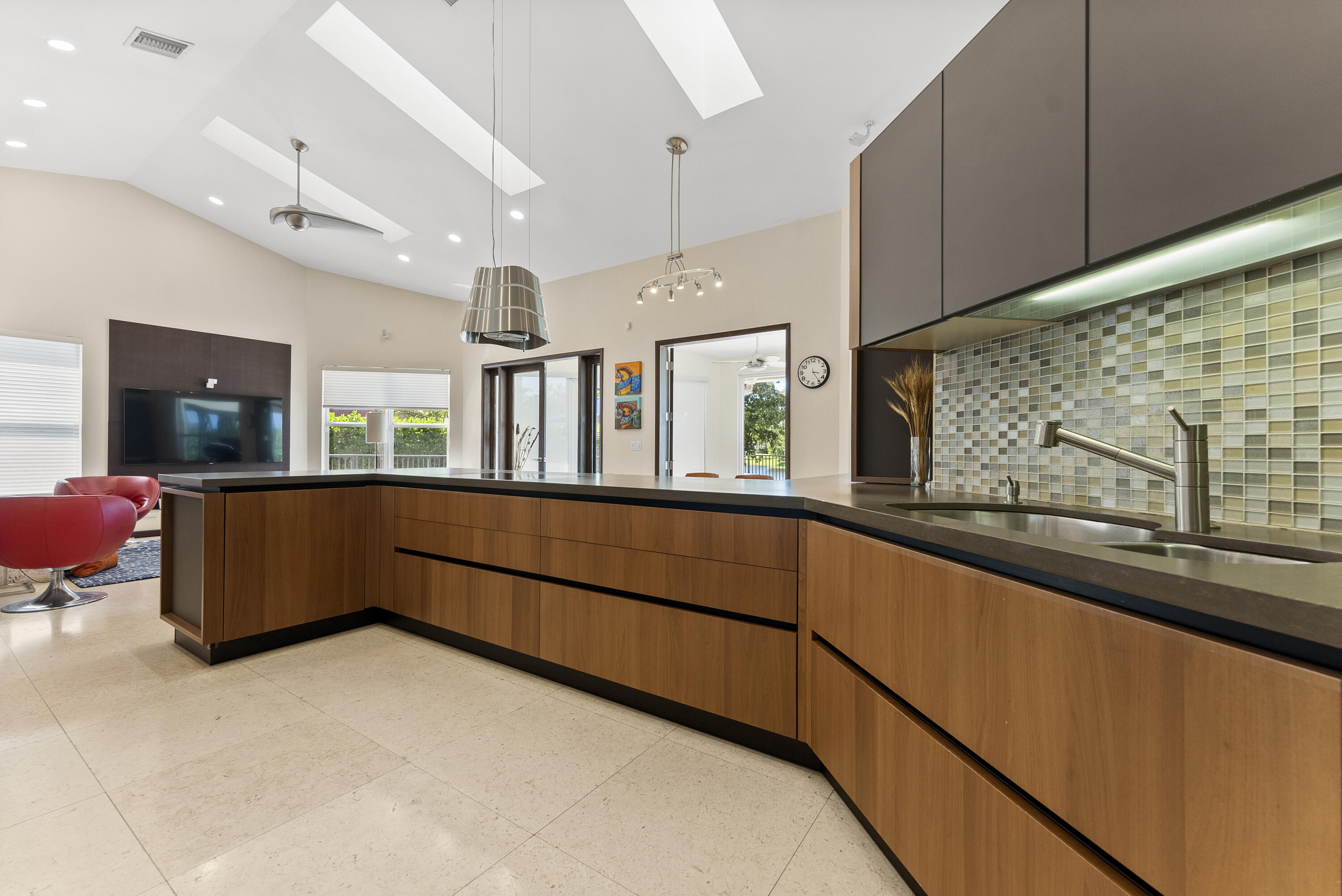 2245 SW 16th Place