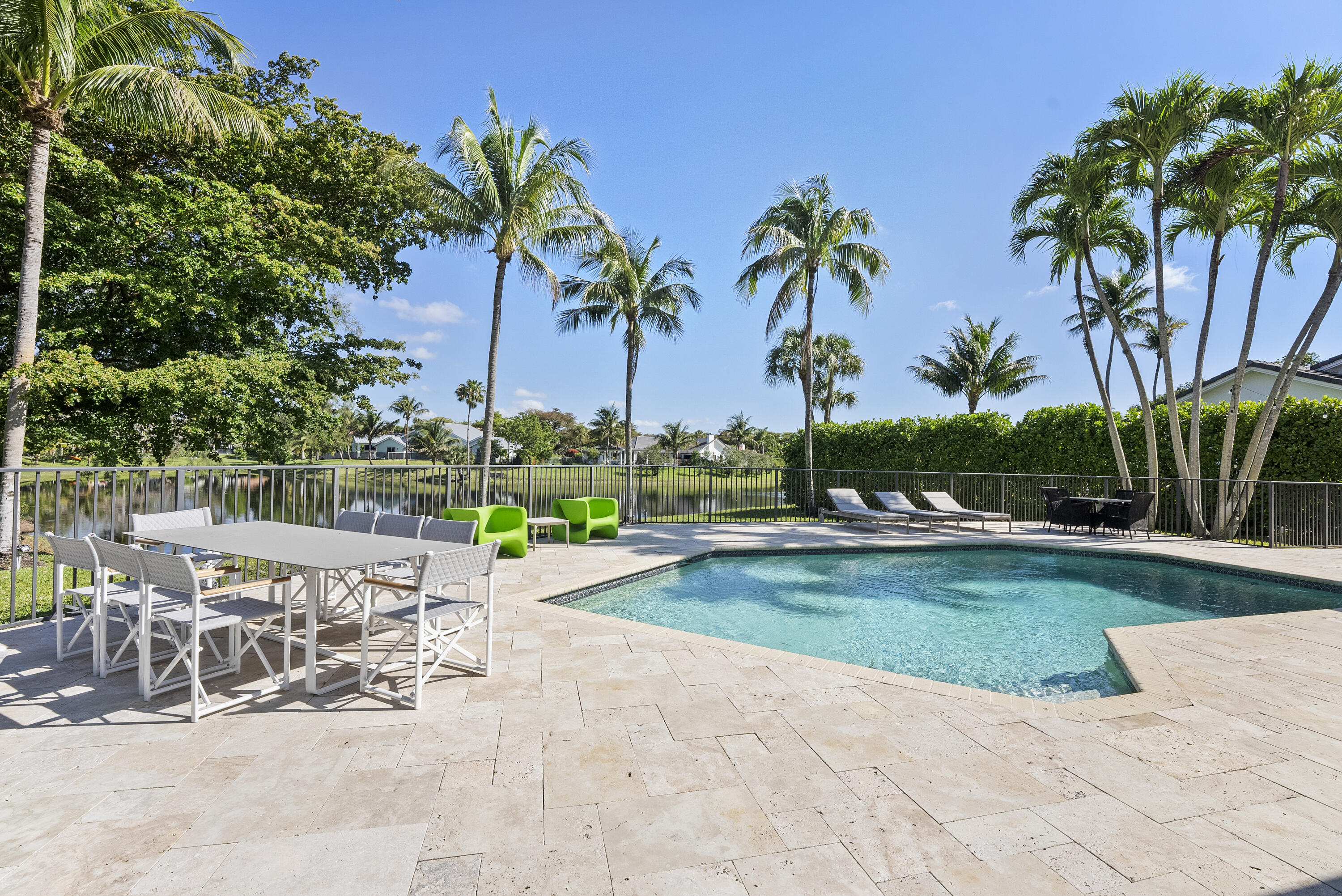 2245 SW 16th Place
