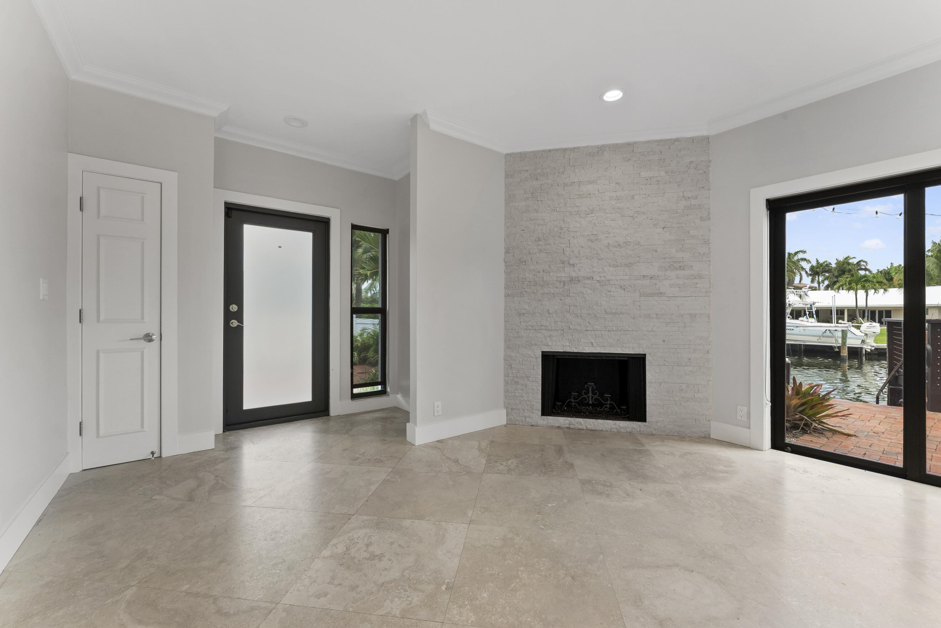 1121 Bel Air Drive