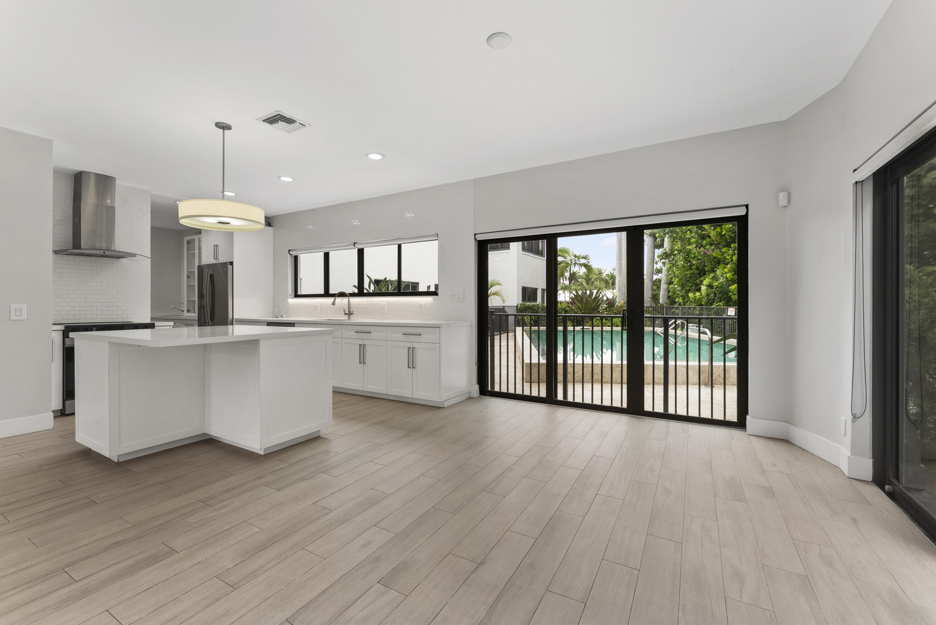 1121 Bel Air Drive