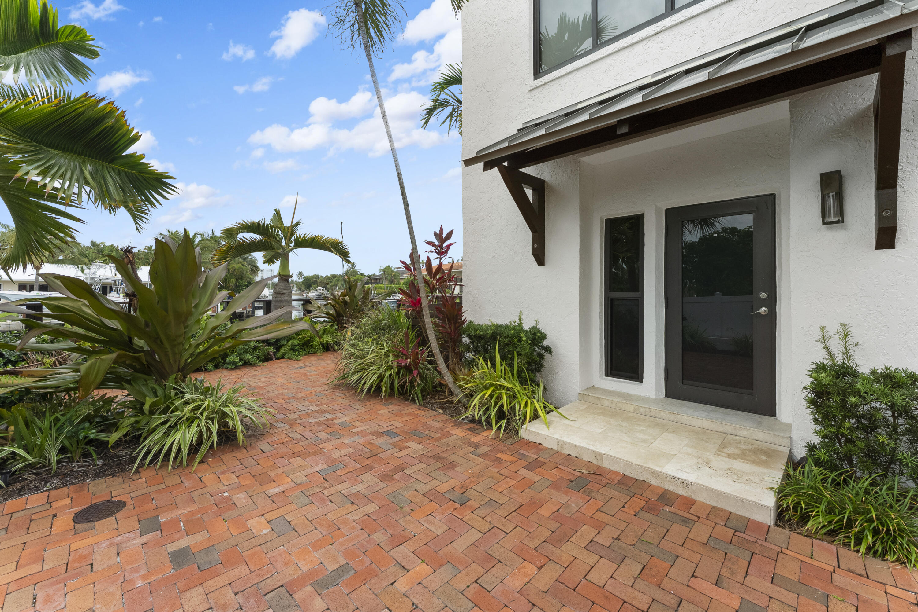 1121 Bel Air Drive