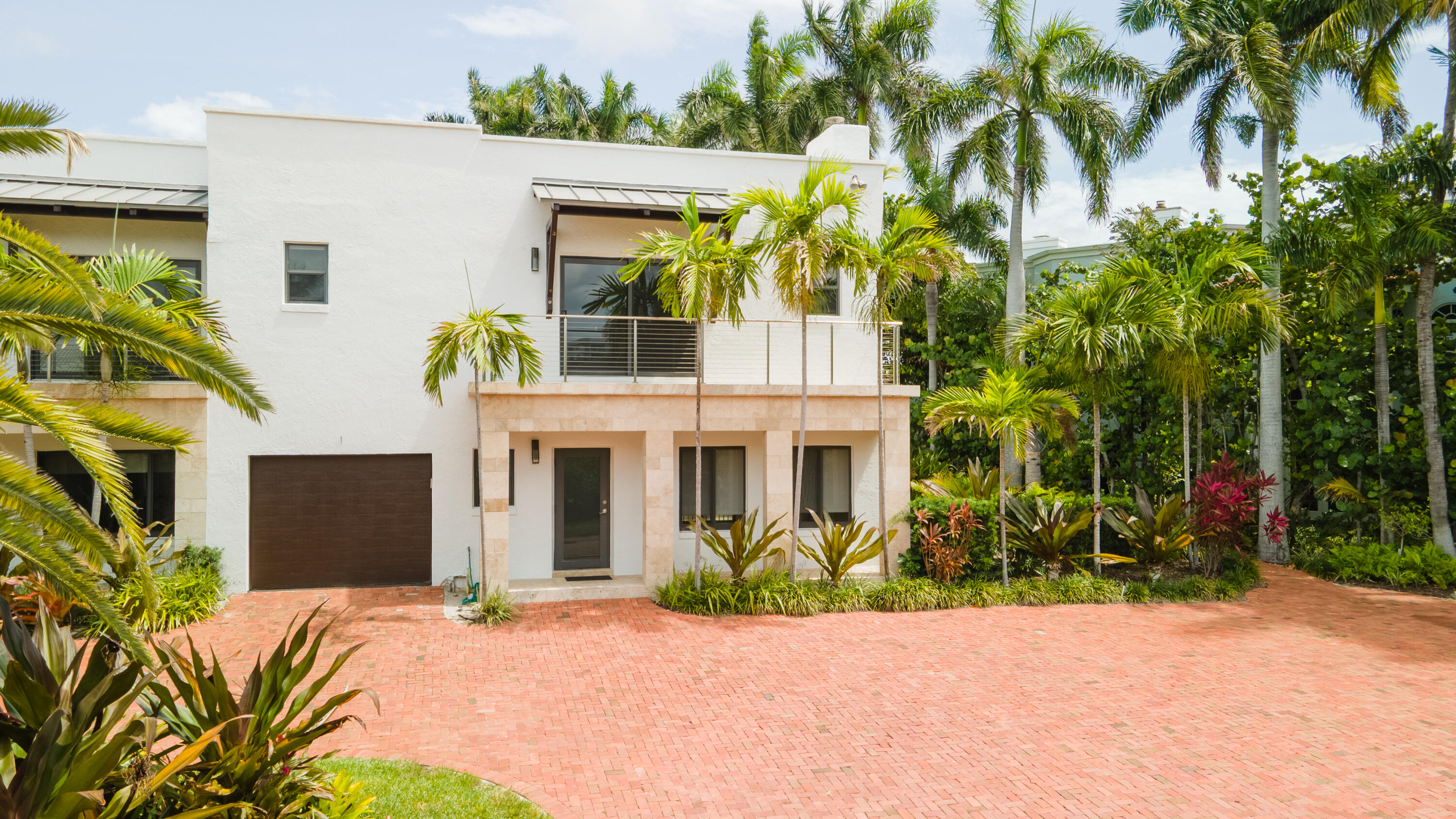 1121 Bel Air Drive