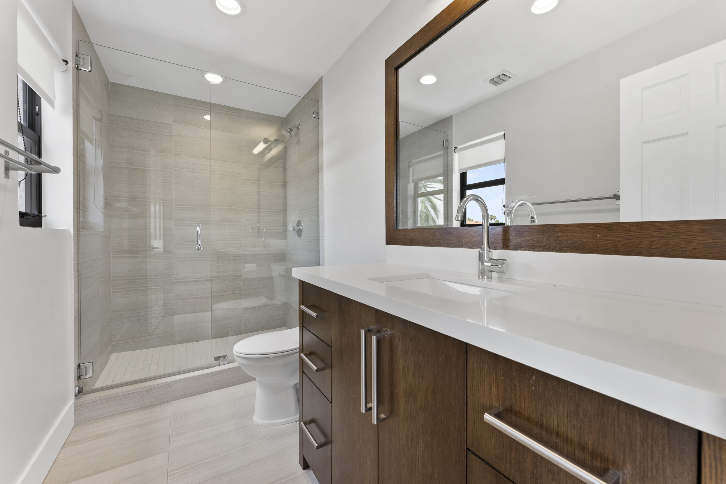 1121 Bel Air Drive