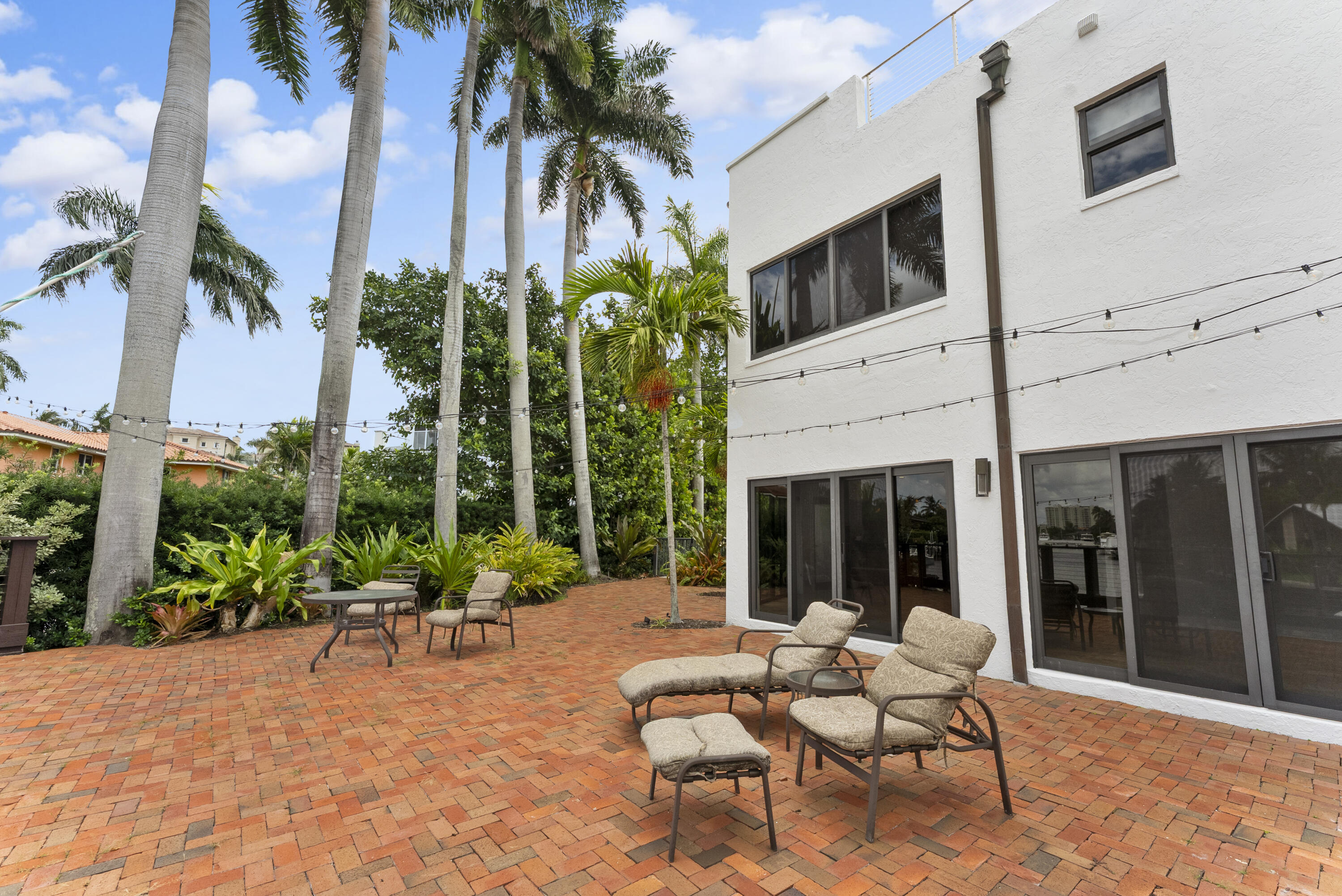 1121 Bel Air Drive