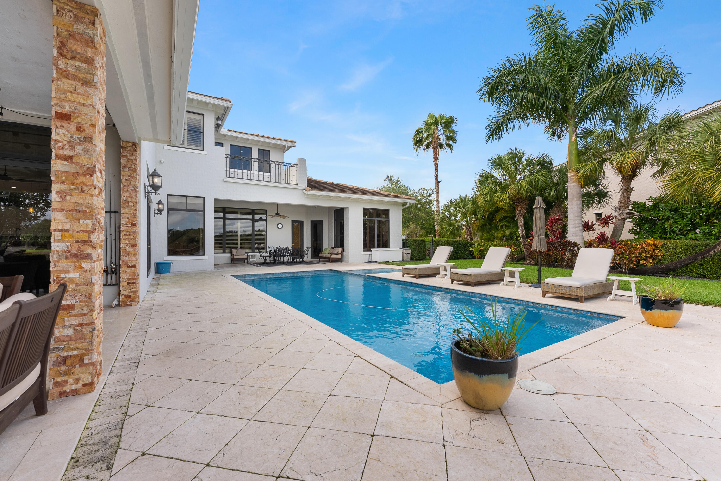 6838 Long Leaf Drive