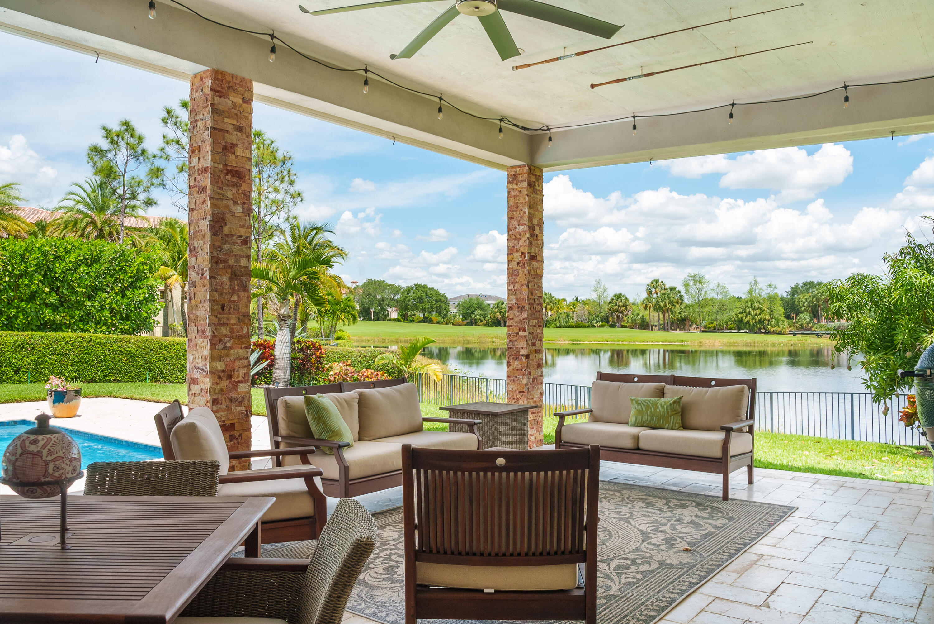 6838 Long Leaf Drive