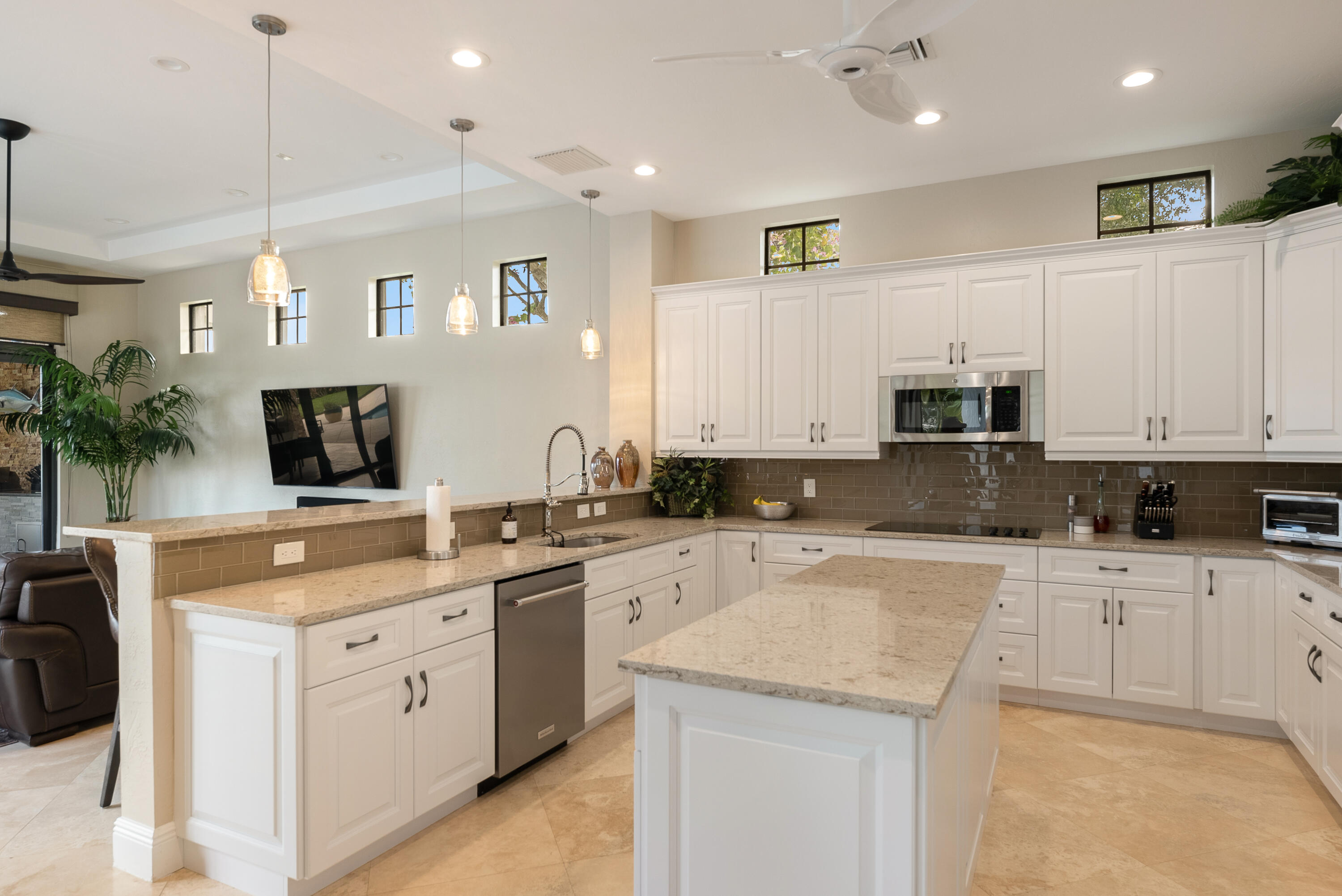 6838 Long Leaf Drive