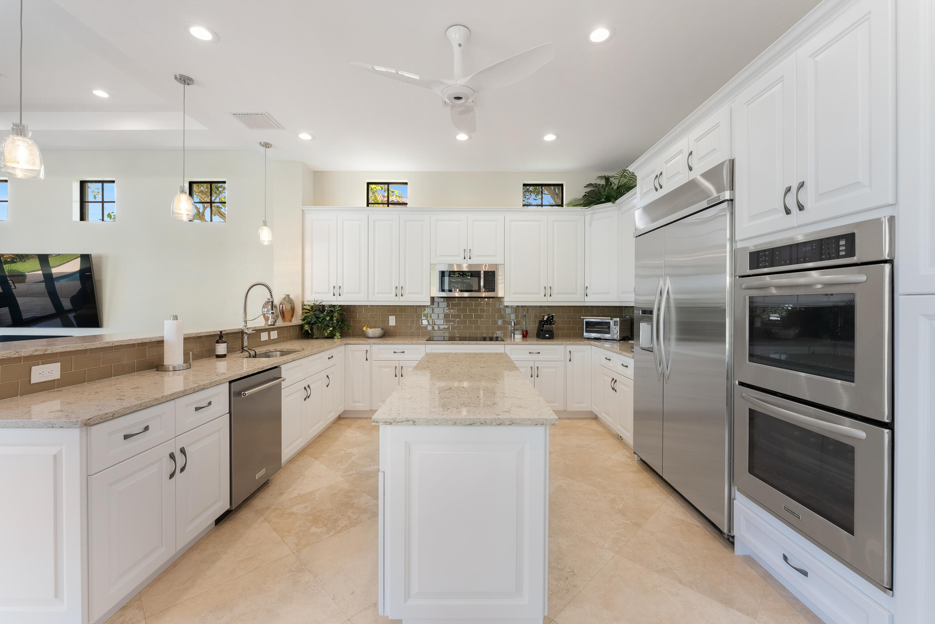 6838 Long Leaf Drive