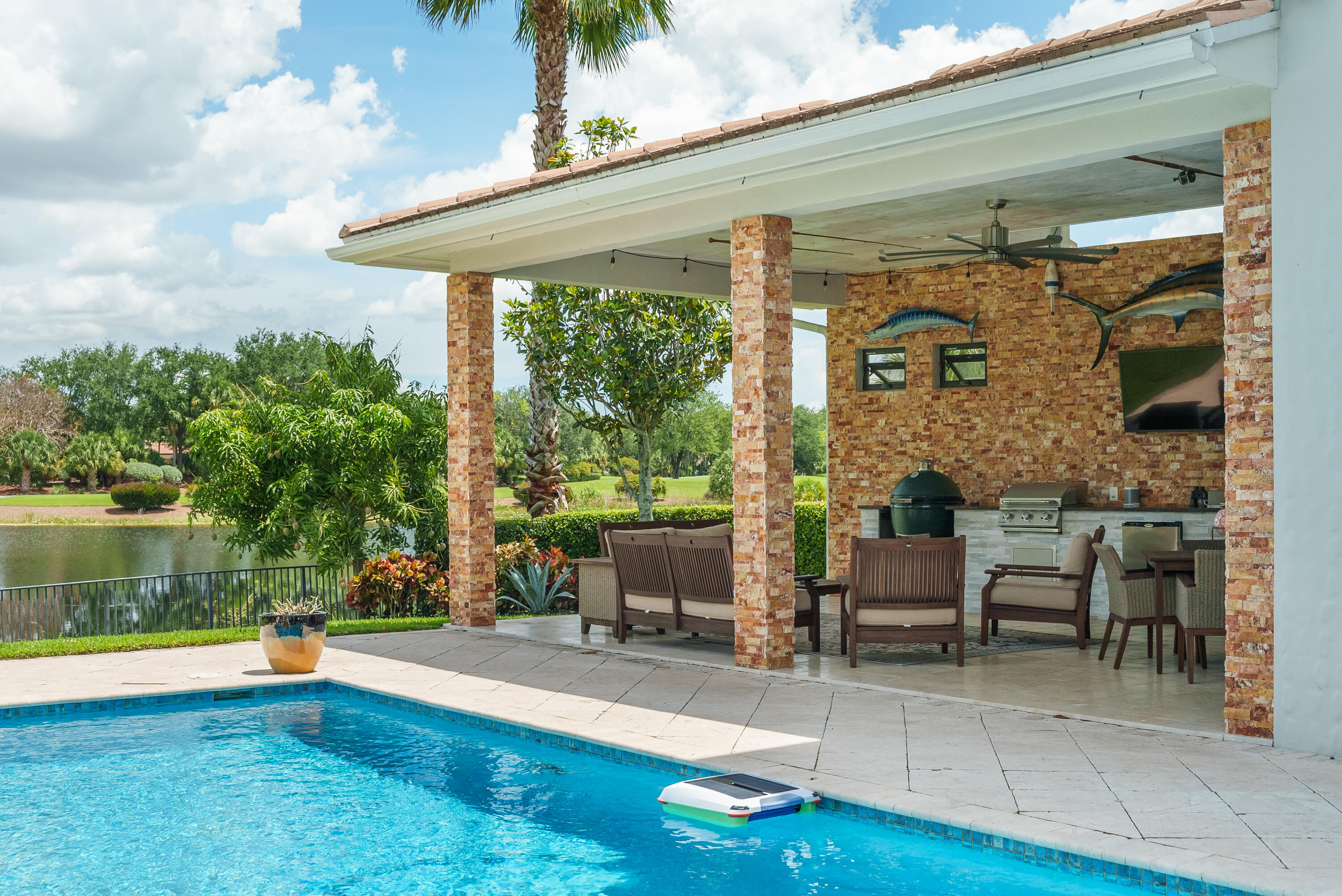 6838 Long Leaf Drive