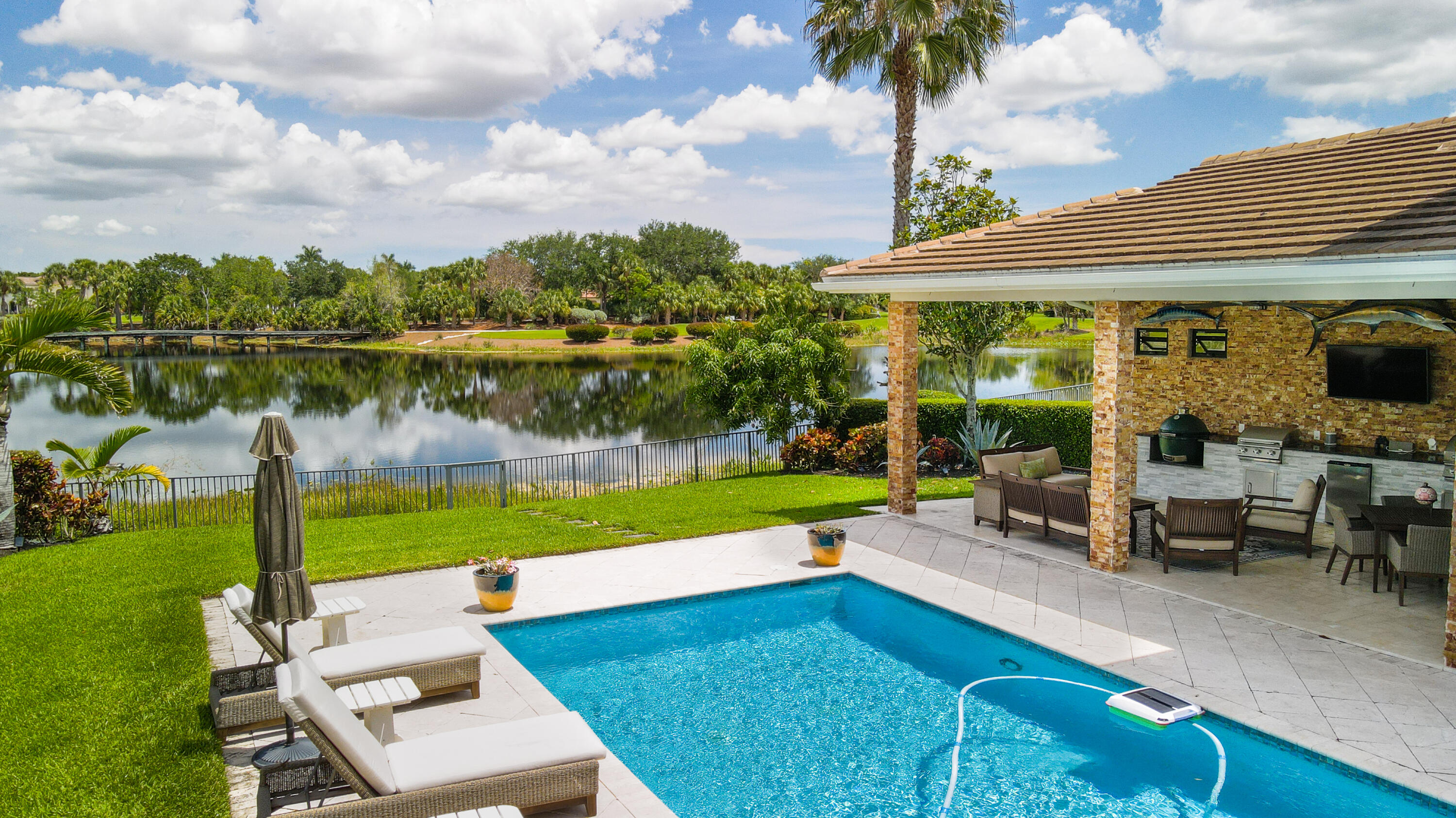 6838 Long Leaf Drive