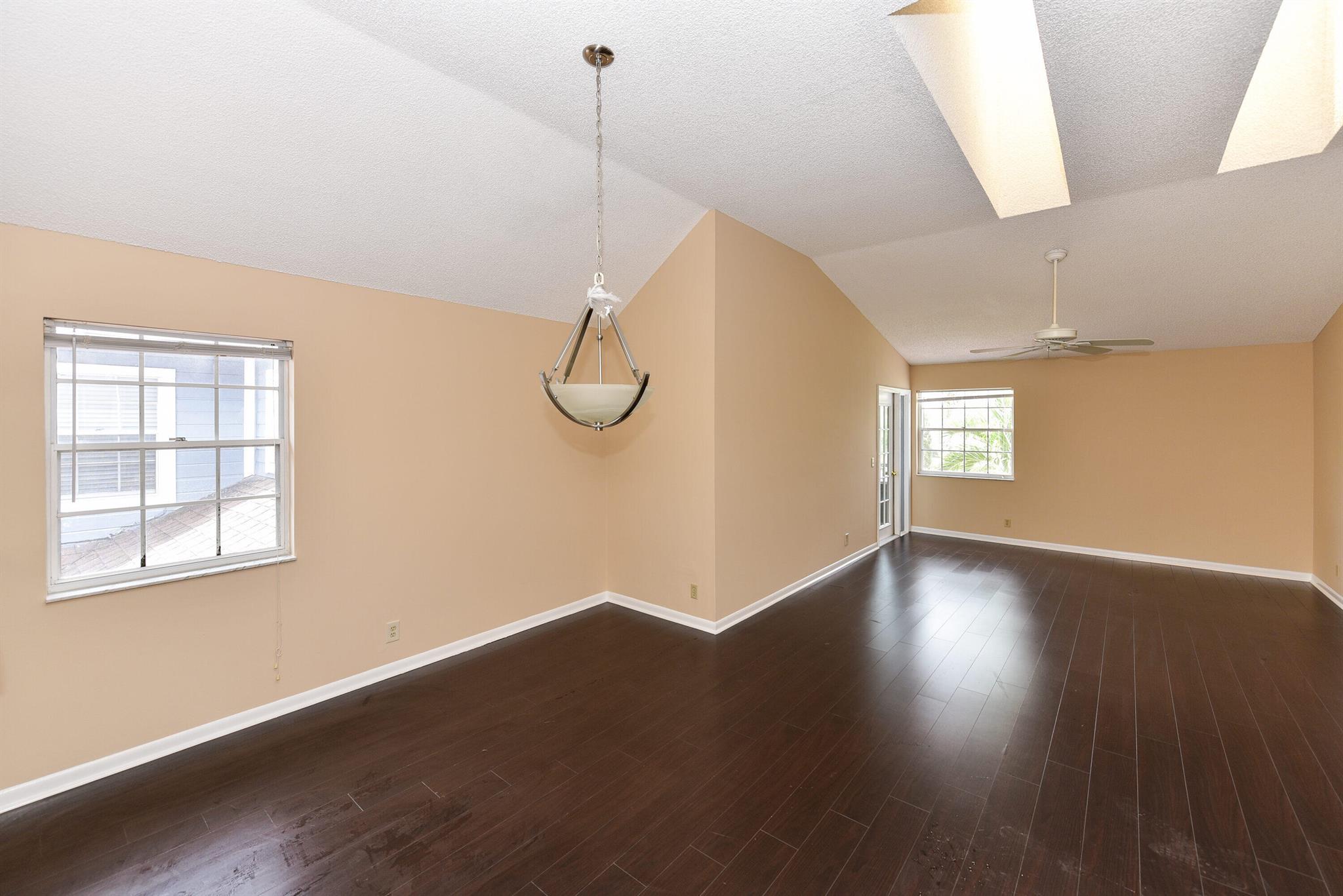 5359 Buckhead Circle