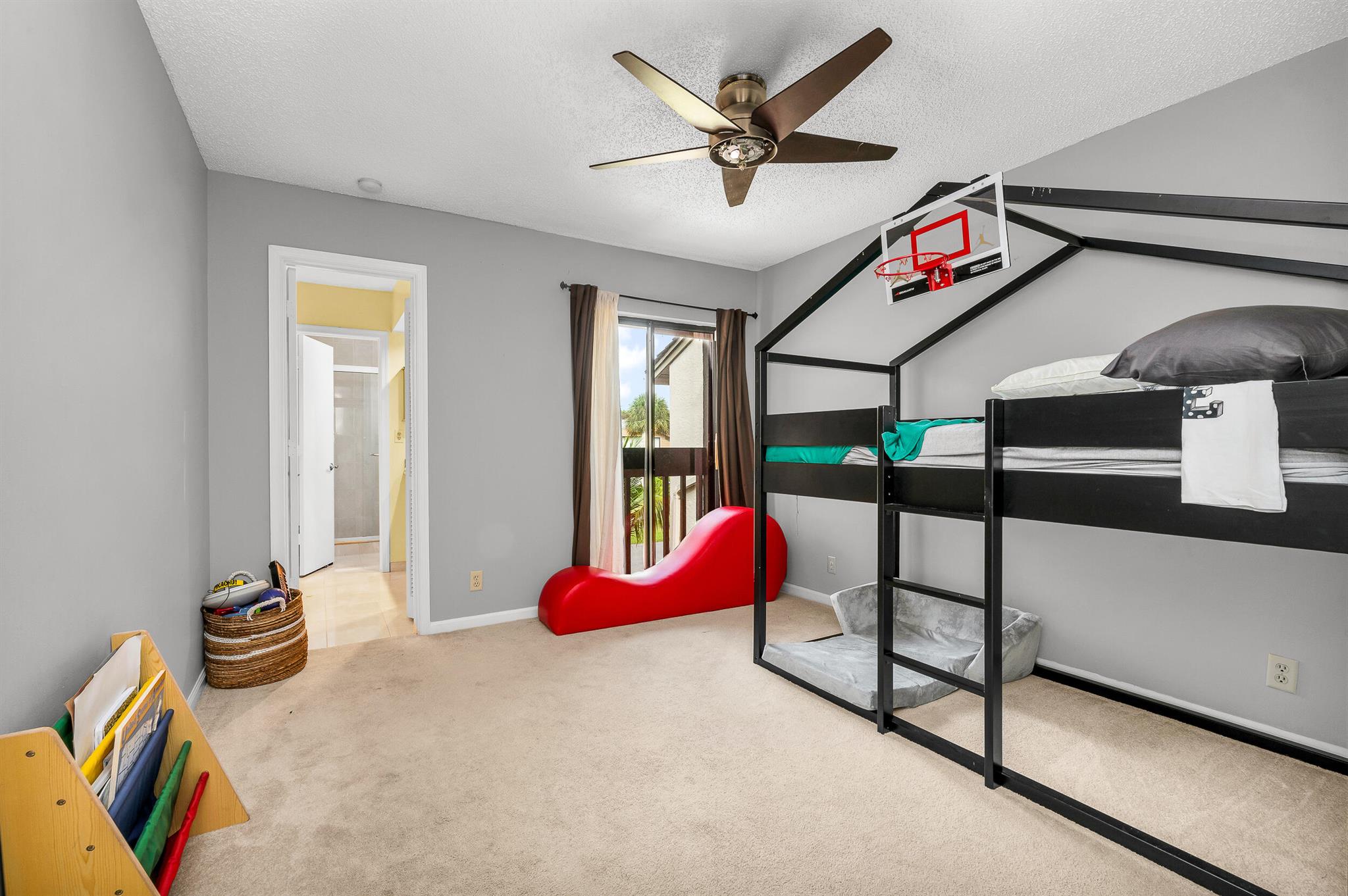 22894 Ironwedge Drive