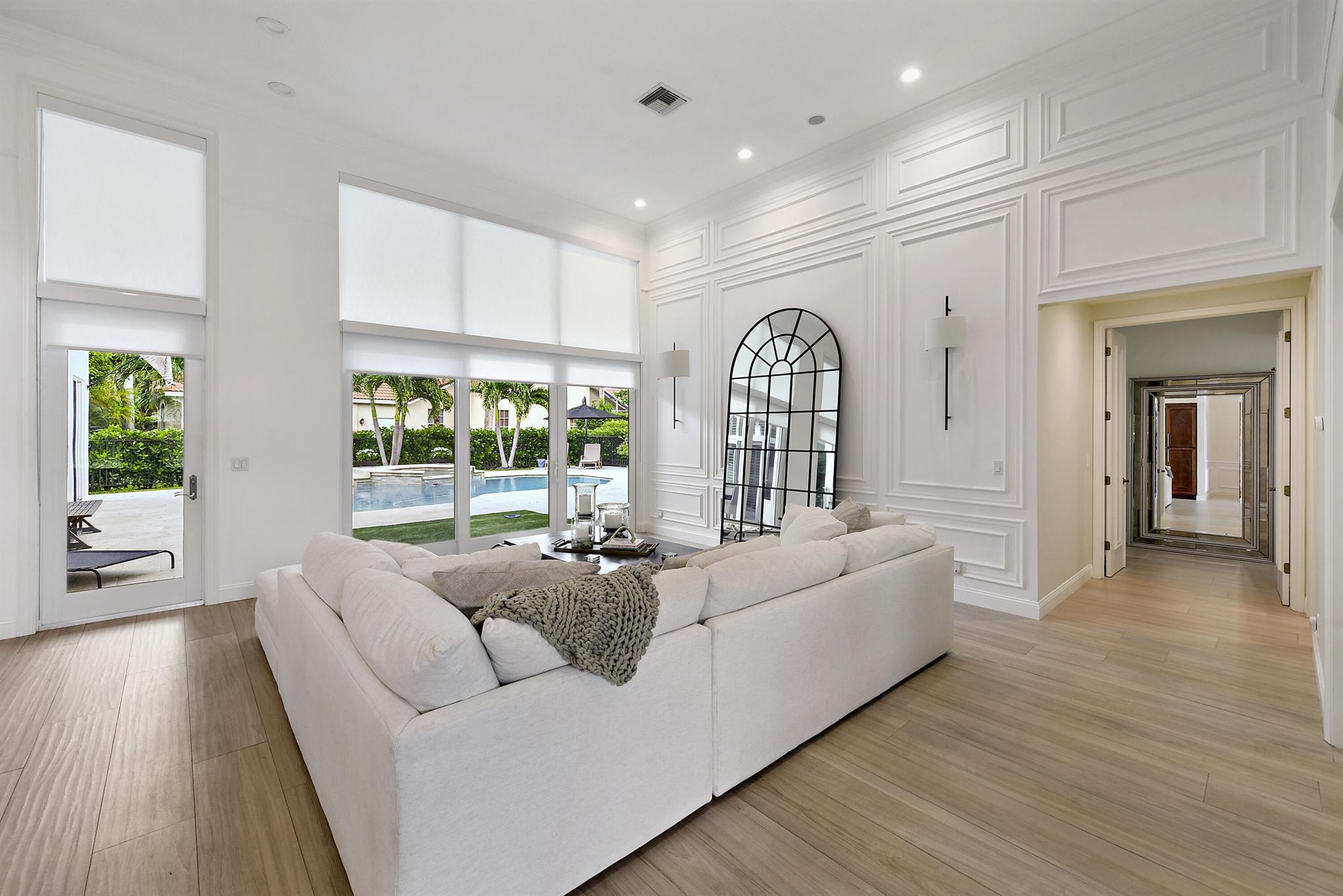 2095 Park Court