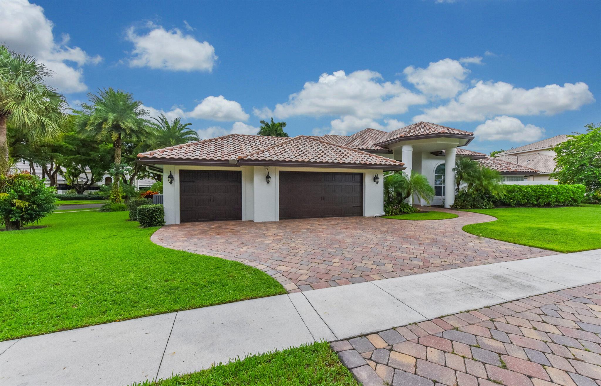 2095 Park Court