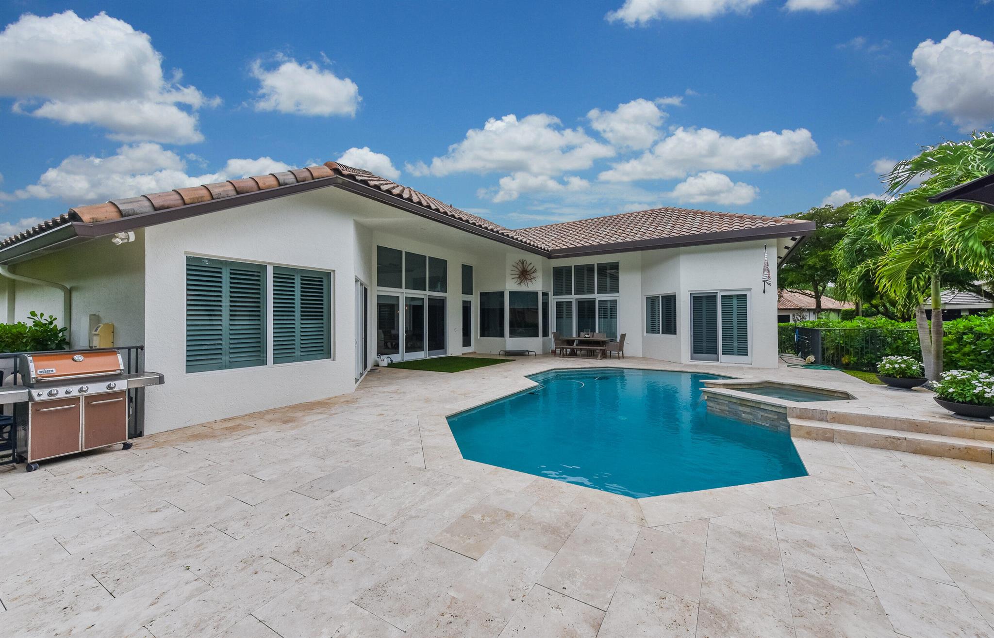 2095 Park Court