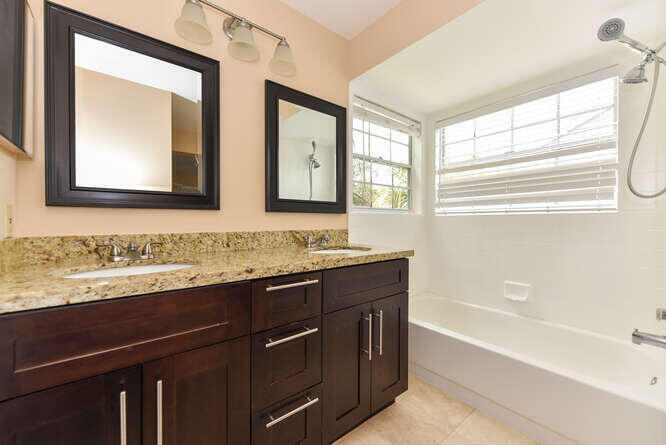 5359 Buckhead Circle