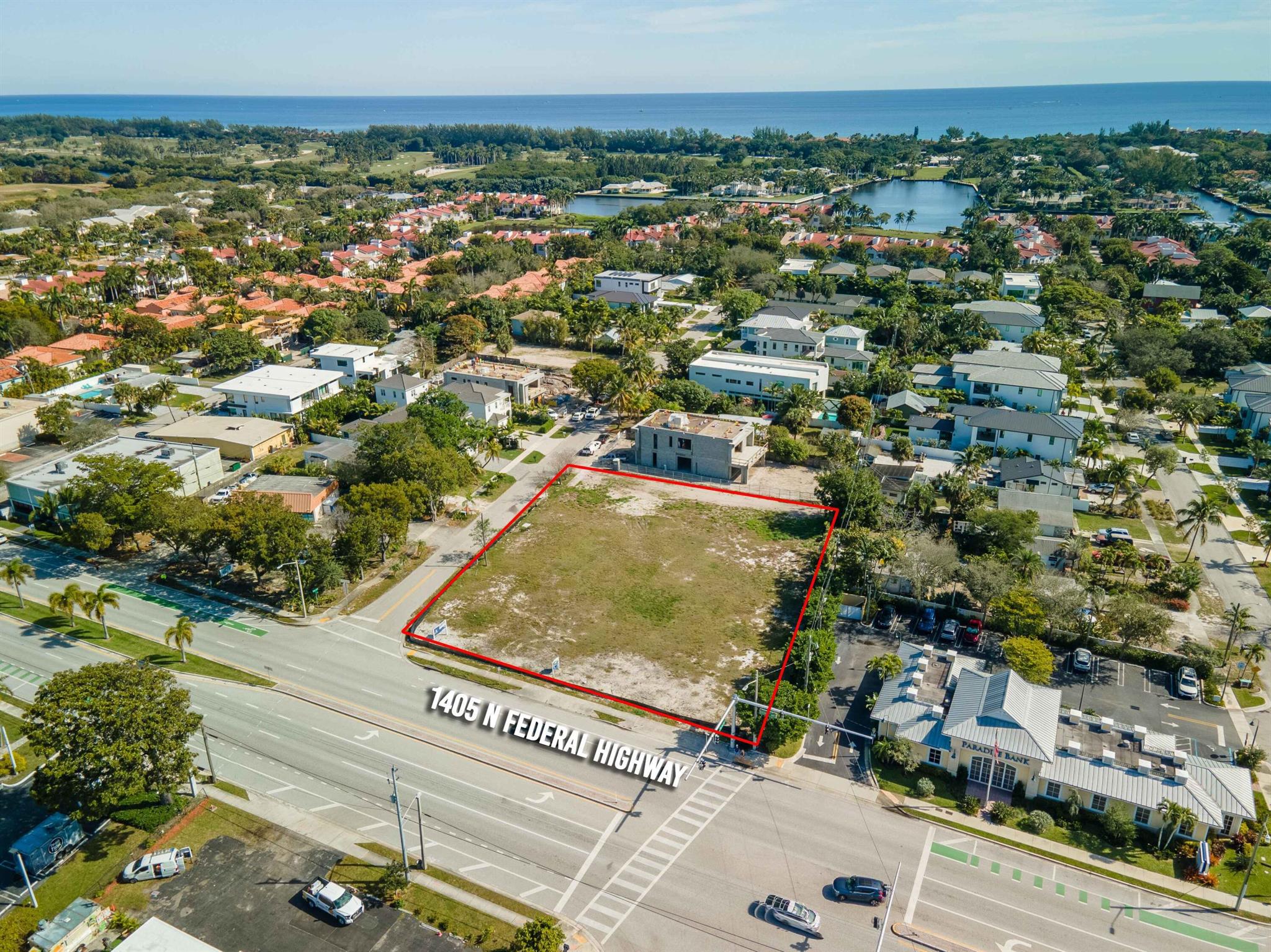 Aerial photograph of the development site at 1405 N Federal Highway, Delray Beach, outlined in red, just minutes from the beach and Atlantic Avenue.