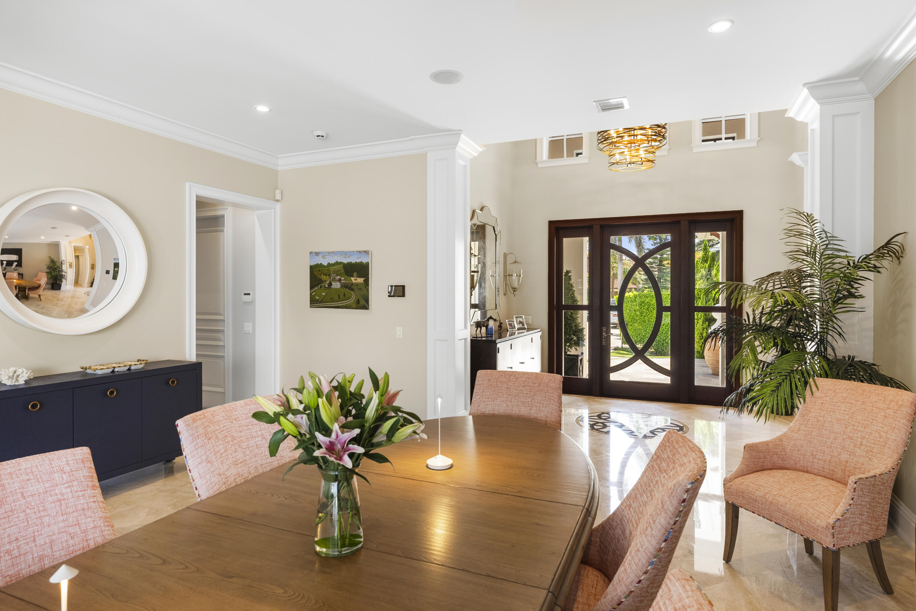 975 Banyan Drive