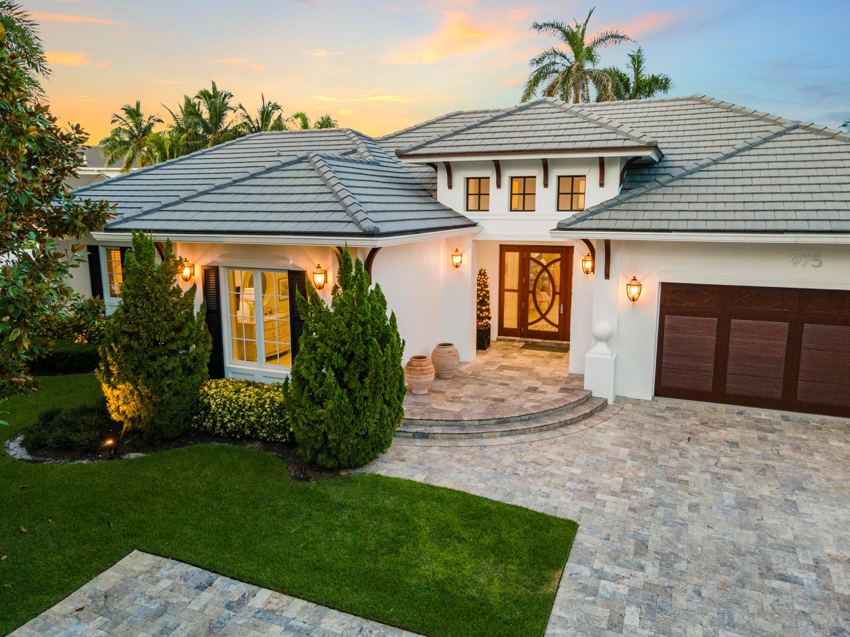 975 Banyan Drive