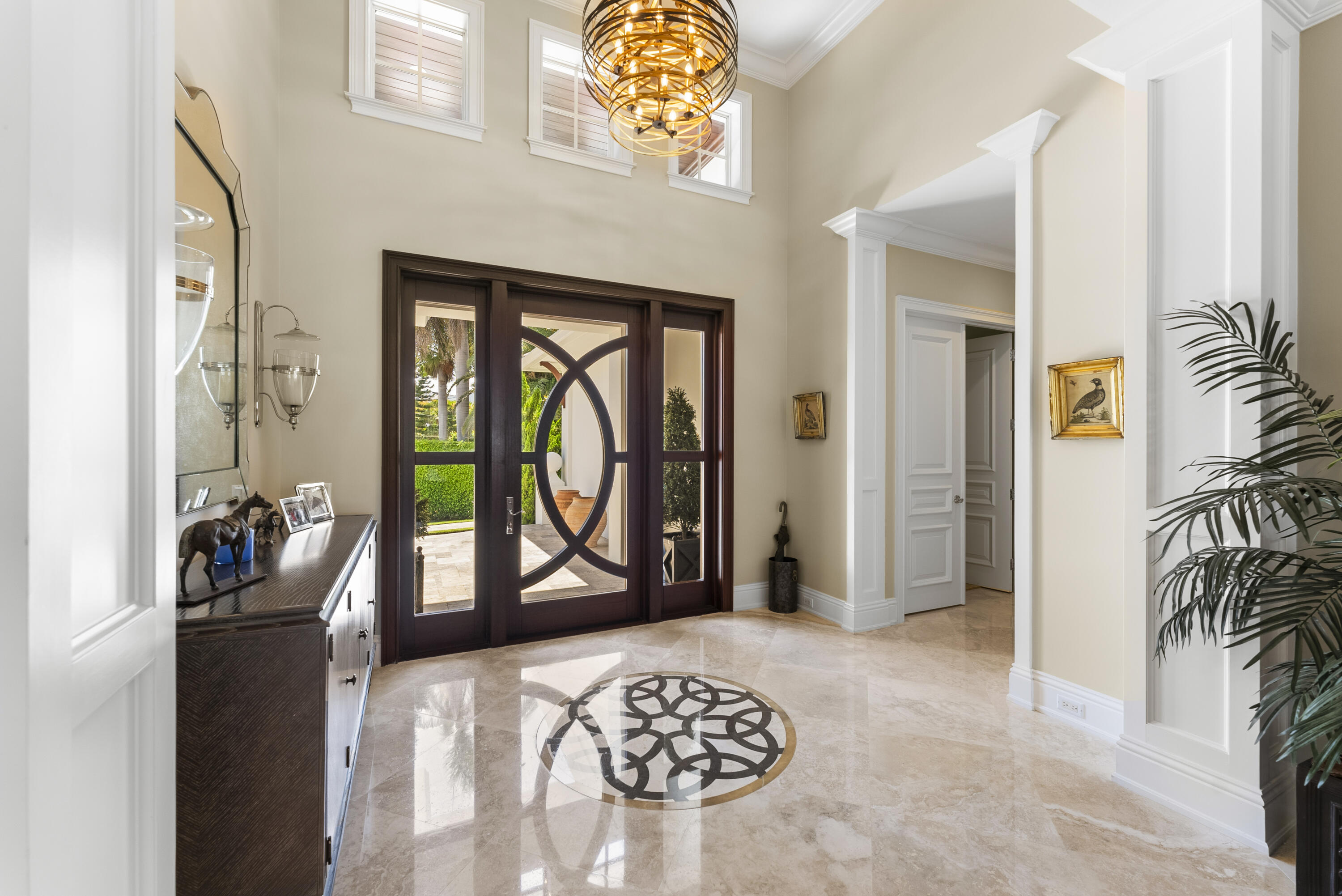 975 Banyan Drive