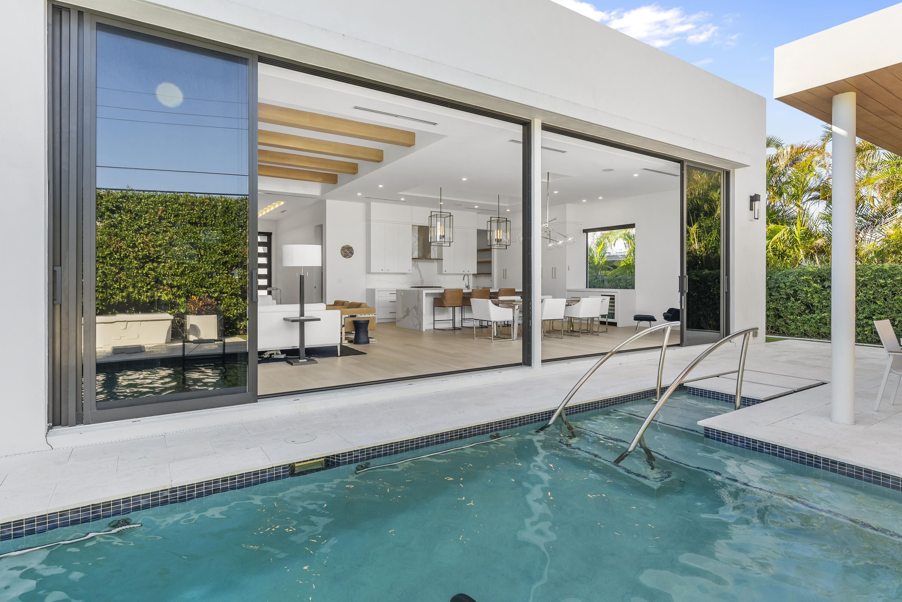 811 Granada Drive
