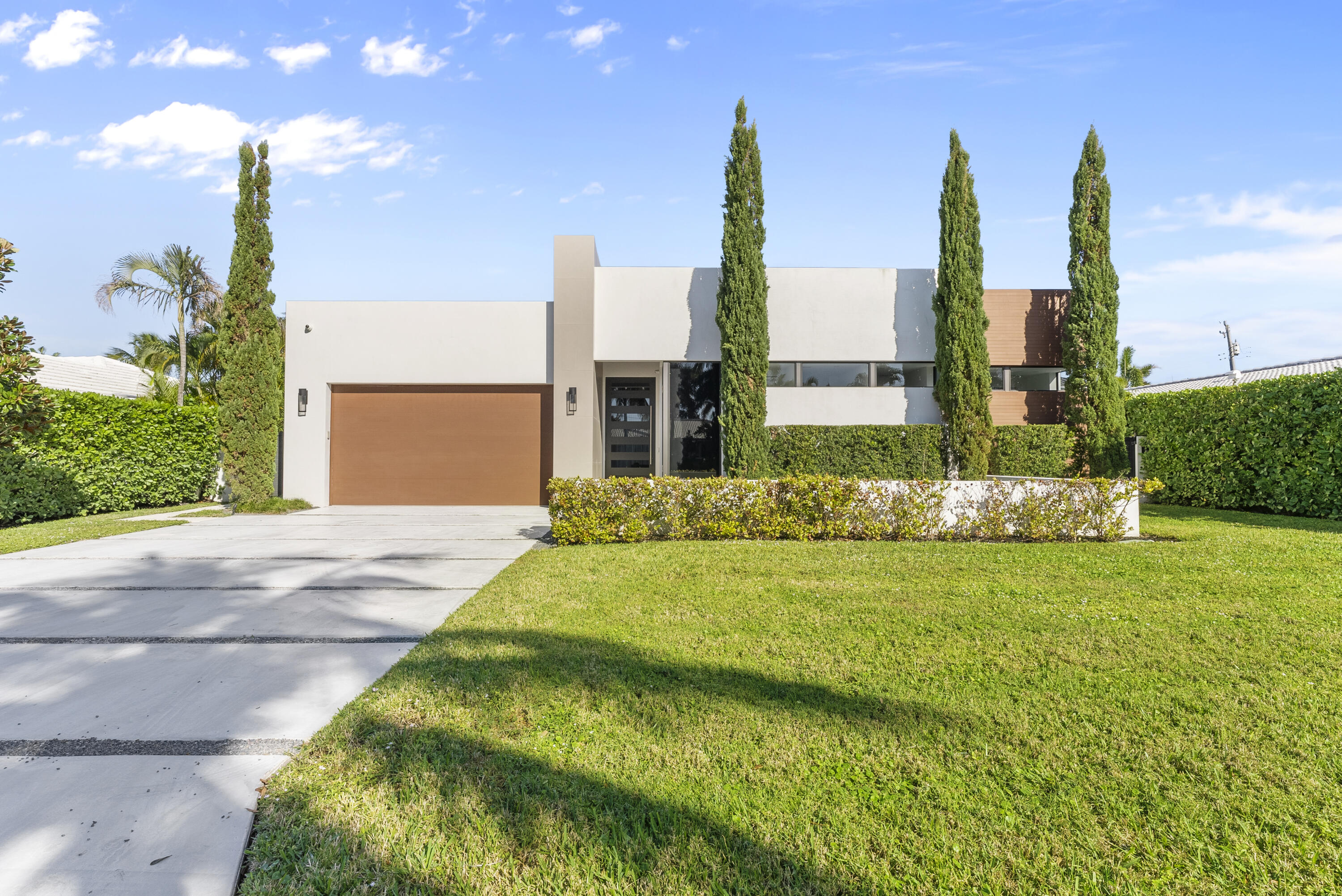 811 Granada Drive