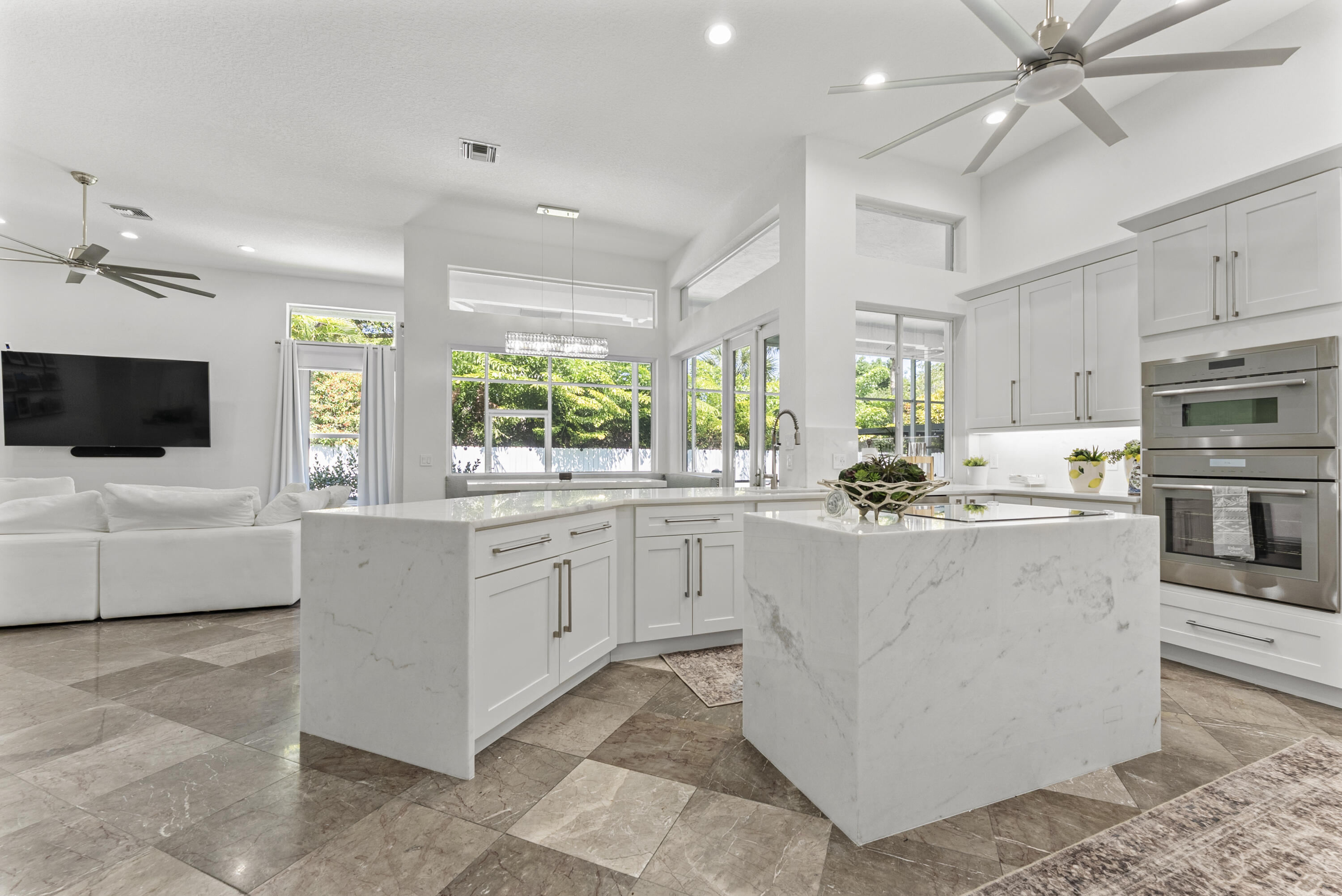 1000 SW 21st Avenue