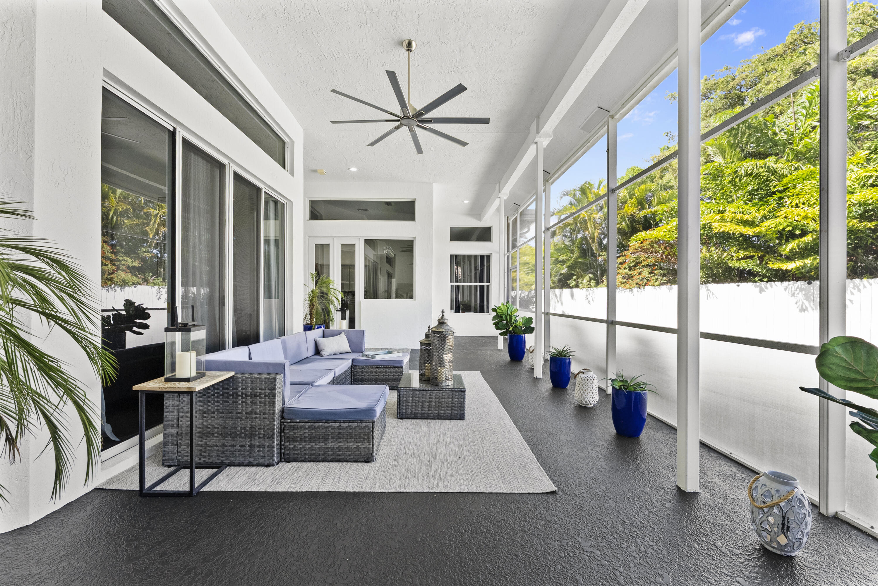 1000 SW 21st Avenue