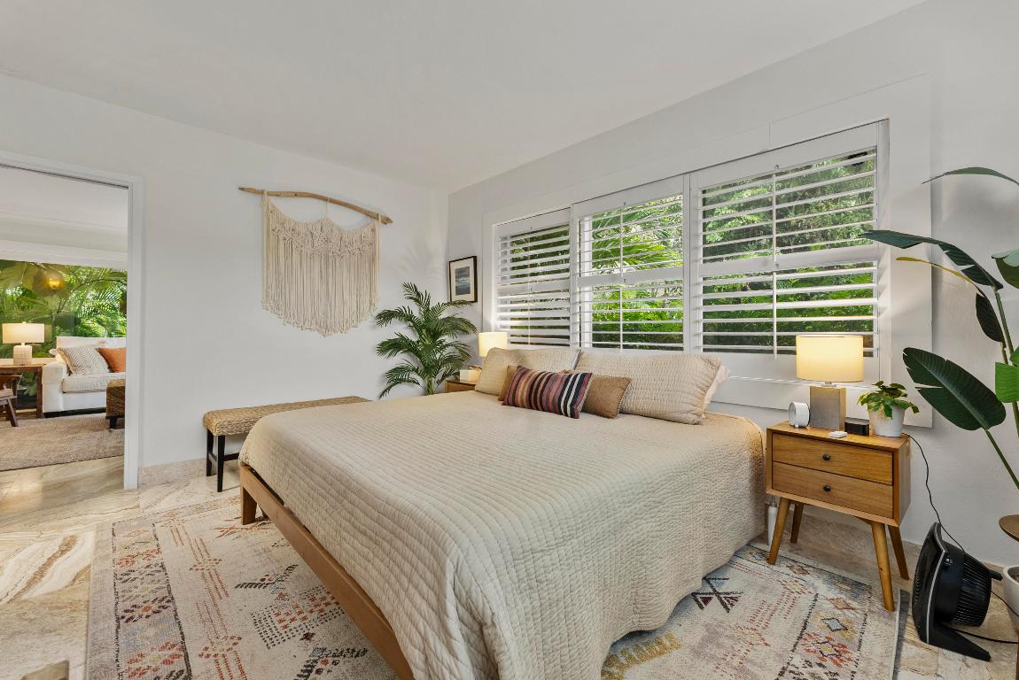 1202 Hillsboro Mile 2a