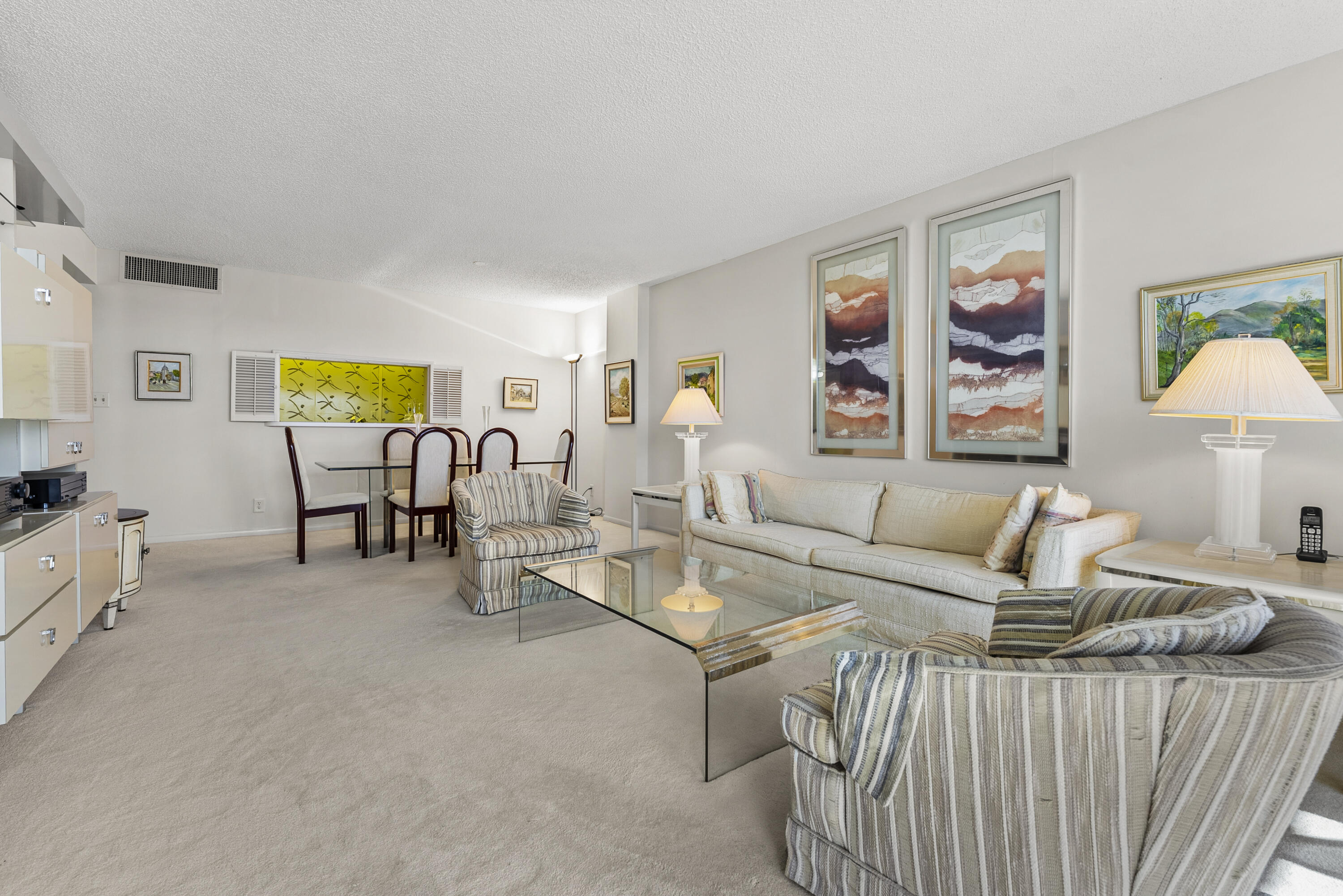 1149 Hillsboro Mile 1008