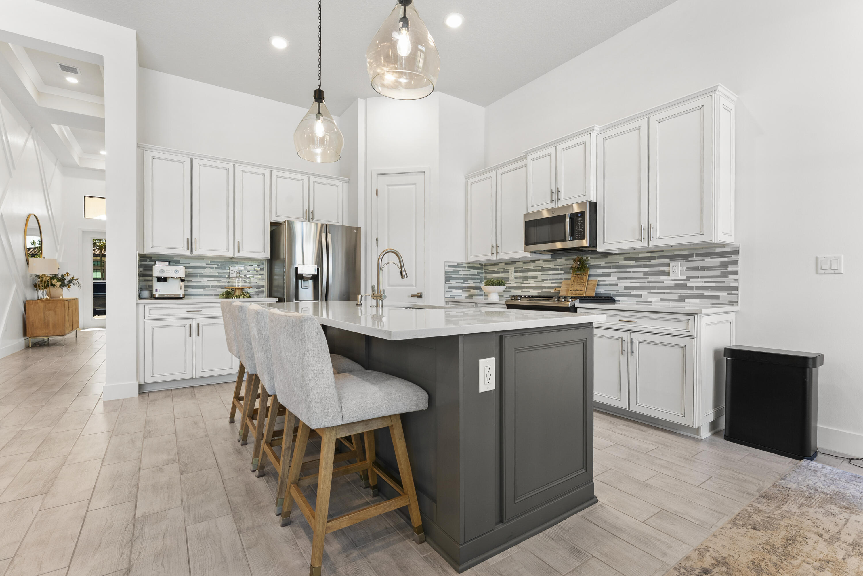 7465 Seacoast Drive