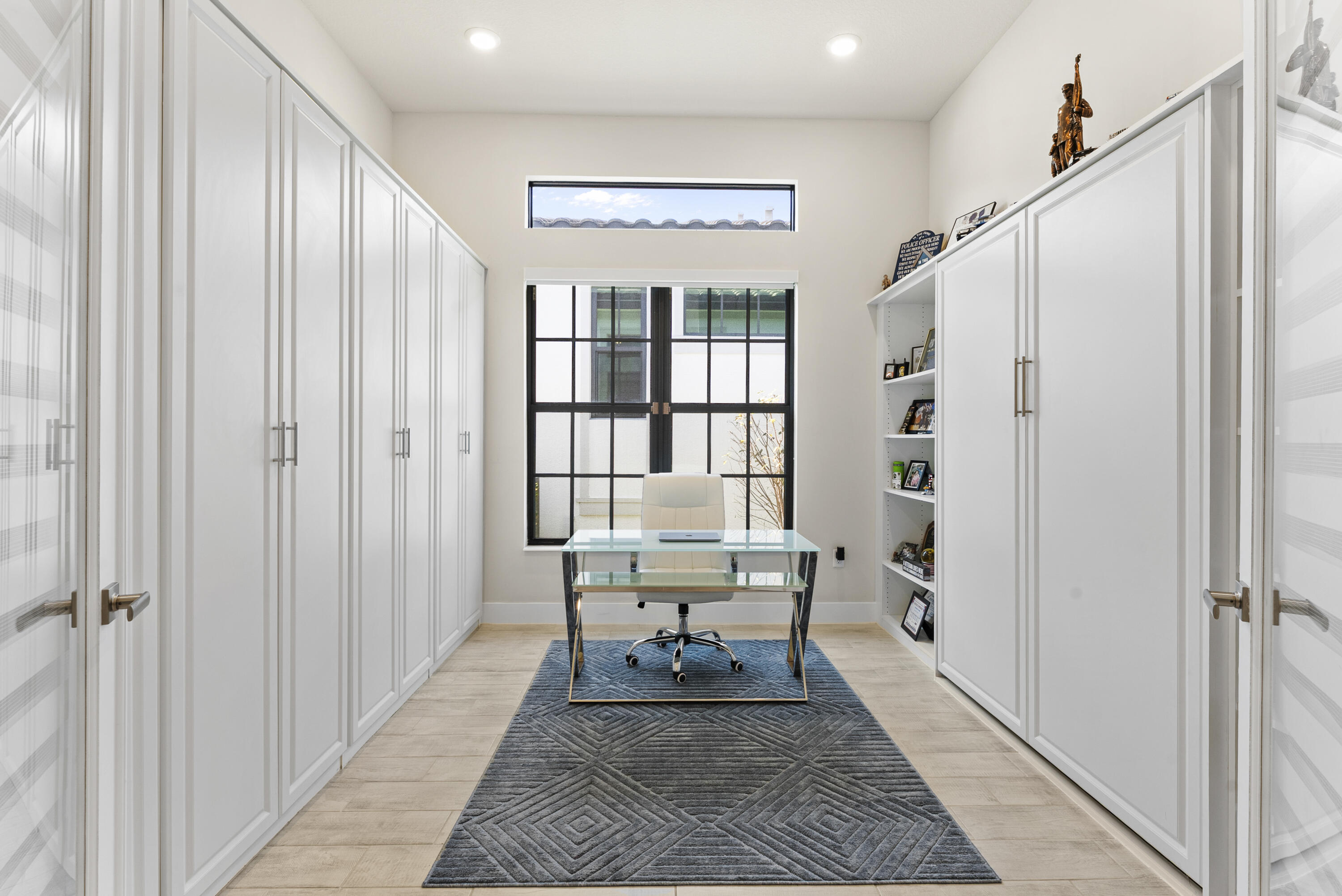7465 Seacoast Drive