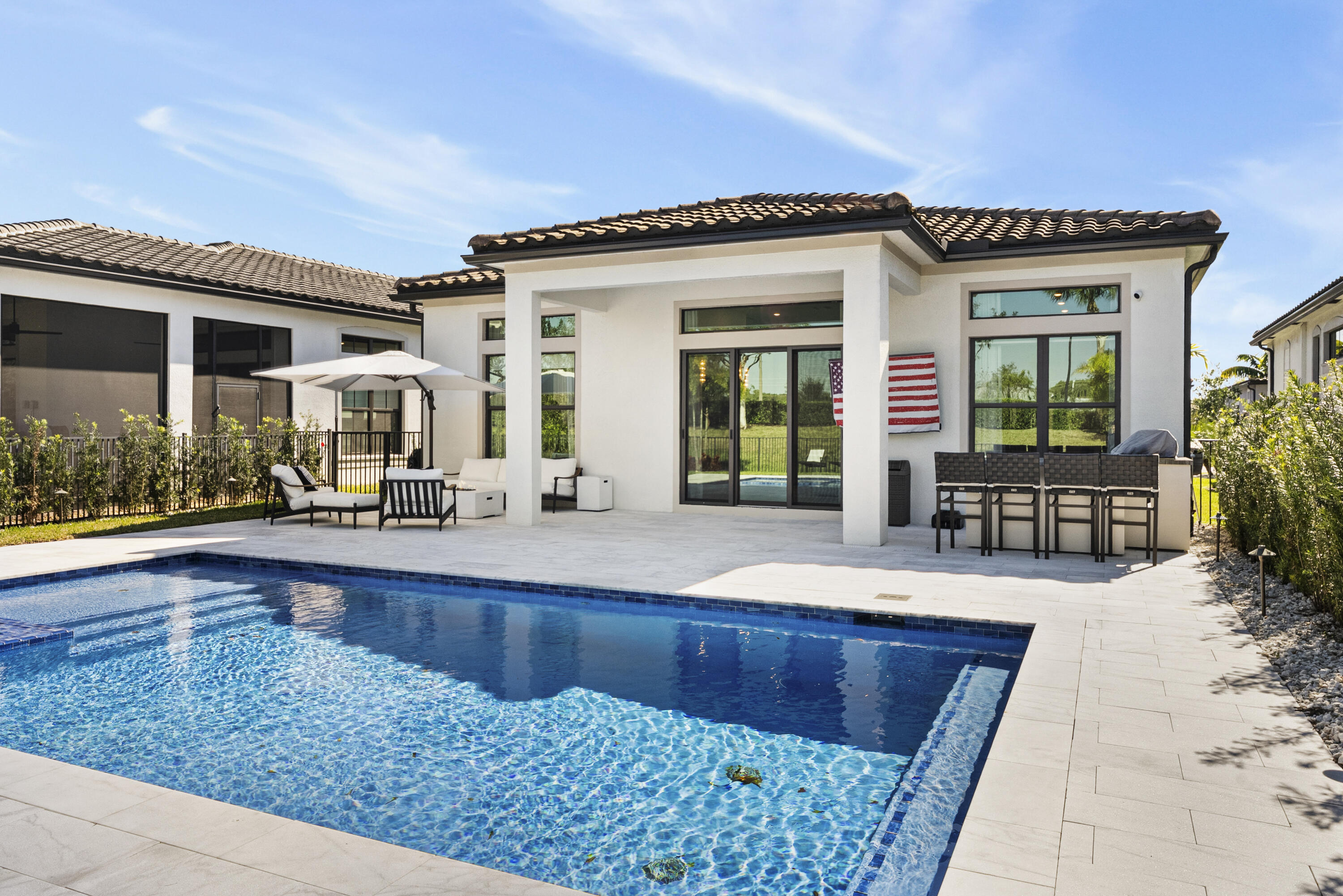 7465 Seacoast Drive