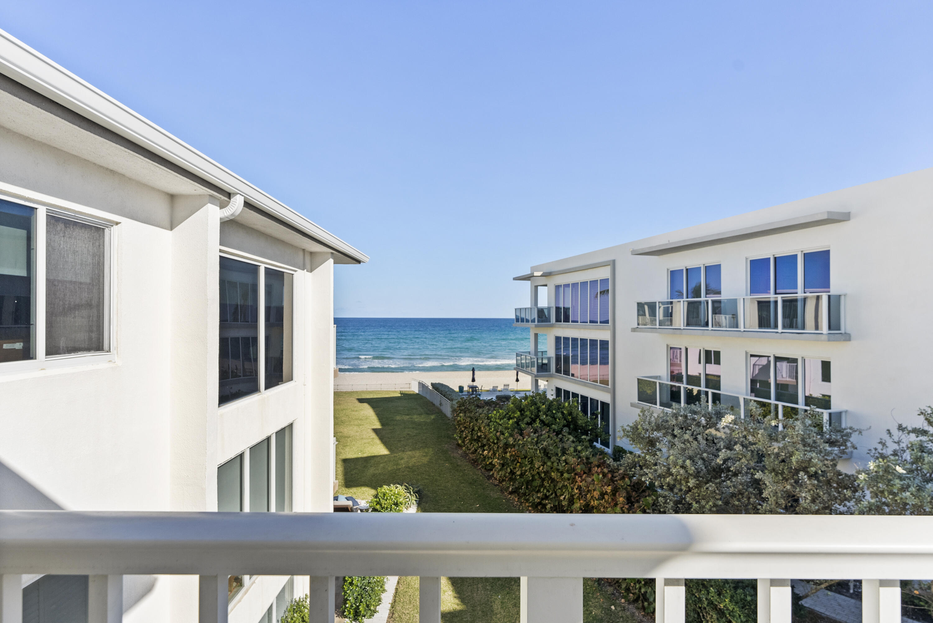 1203 Hillsboro Mile P3, Hillsboro Beach Unit: P3
