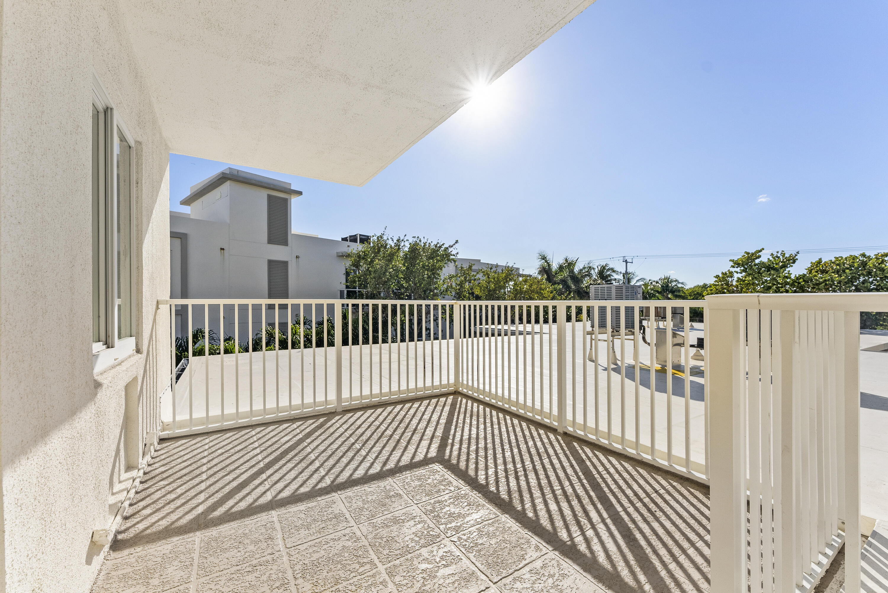 1203 Hillsboro Mile P3, Hillsboro Beach Unit: P3