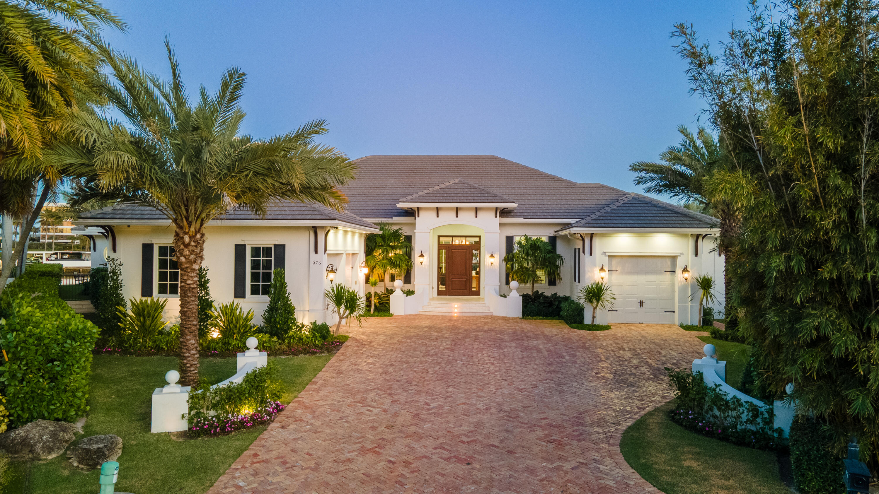 976 Cypress Drive