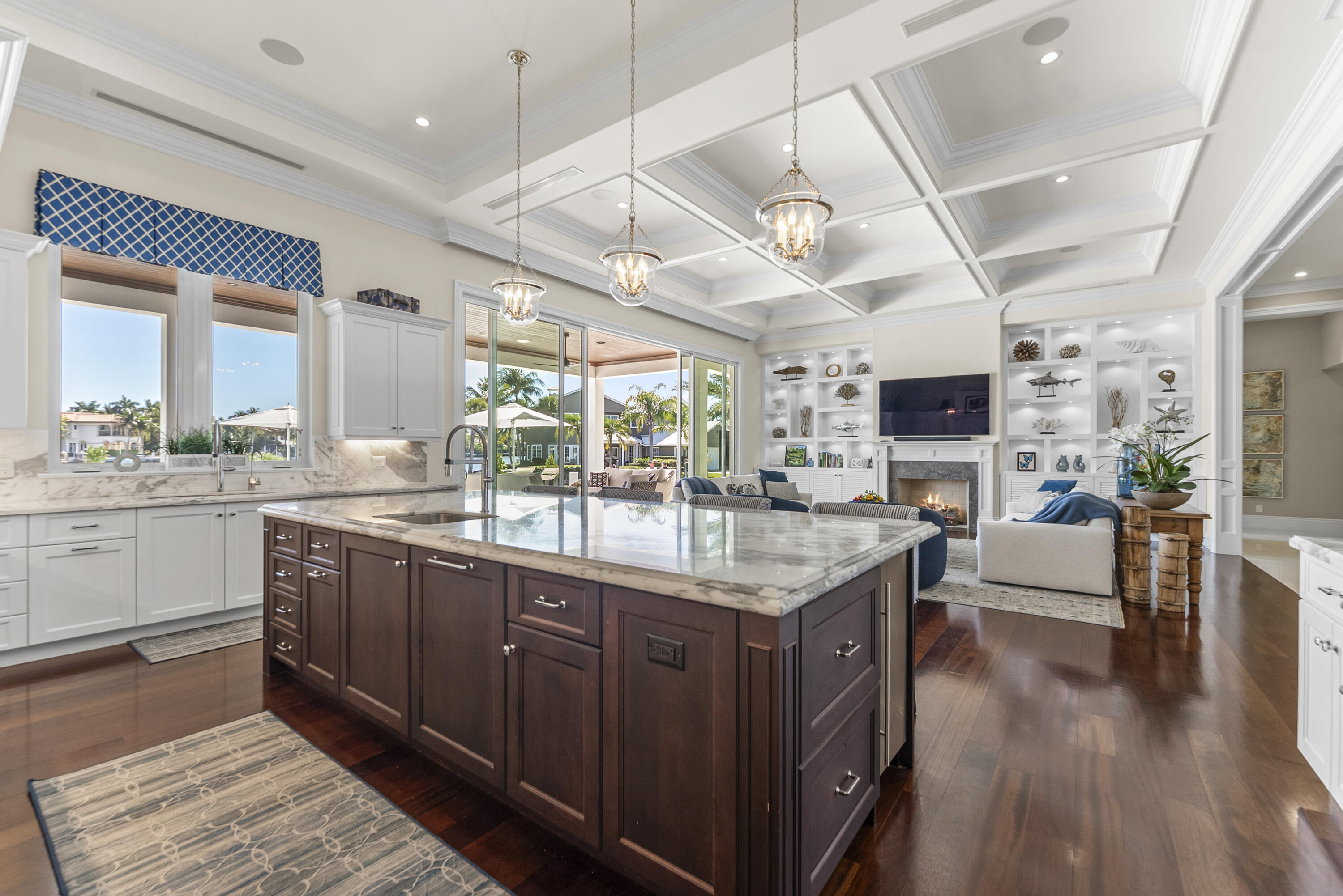 976 Cypress Drive