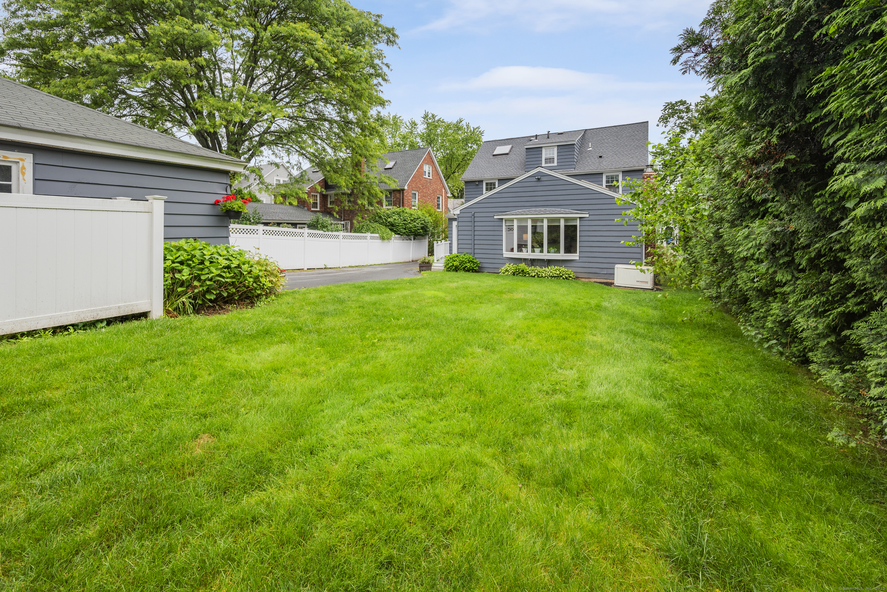 29 Middlefield Drive
