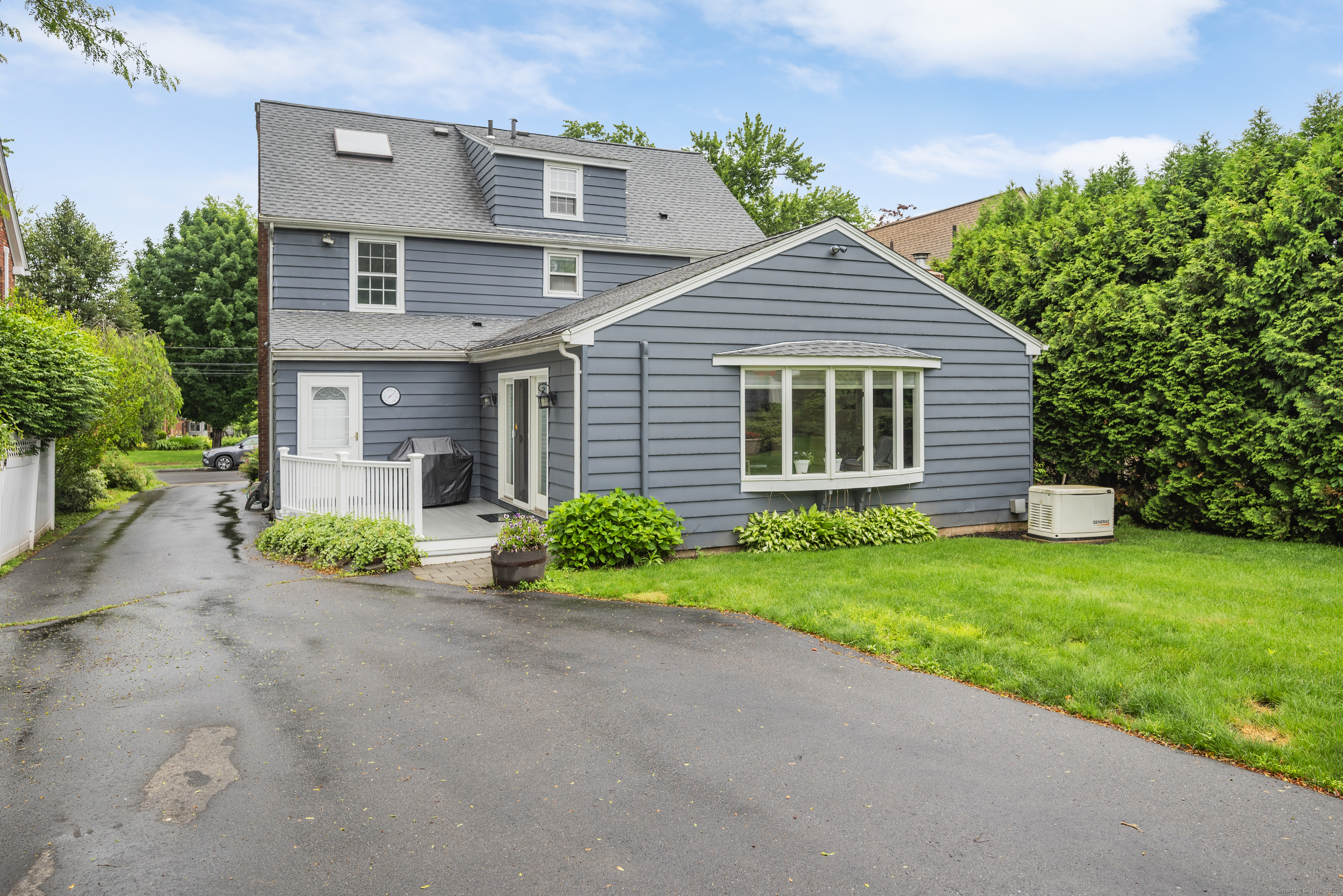 29 Middlefield Drive