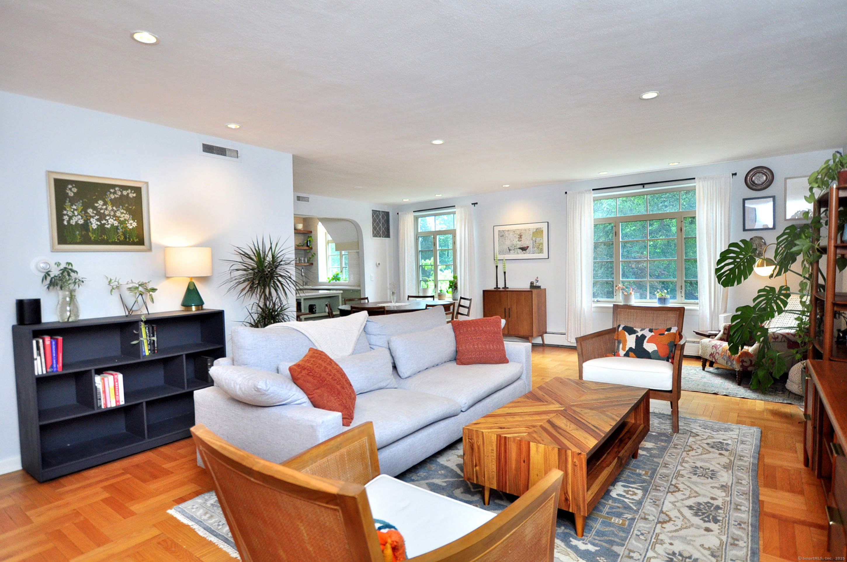 30 Outlook Avenue APT 208