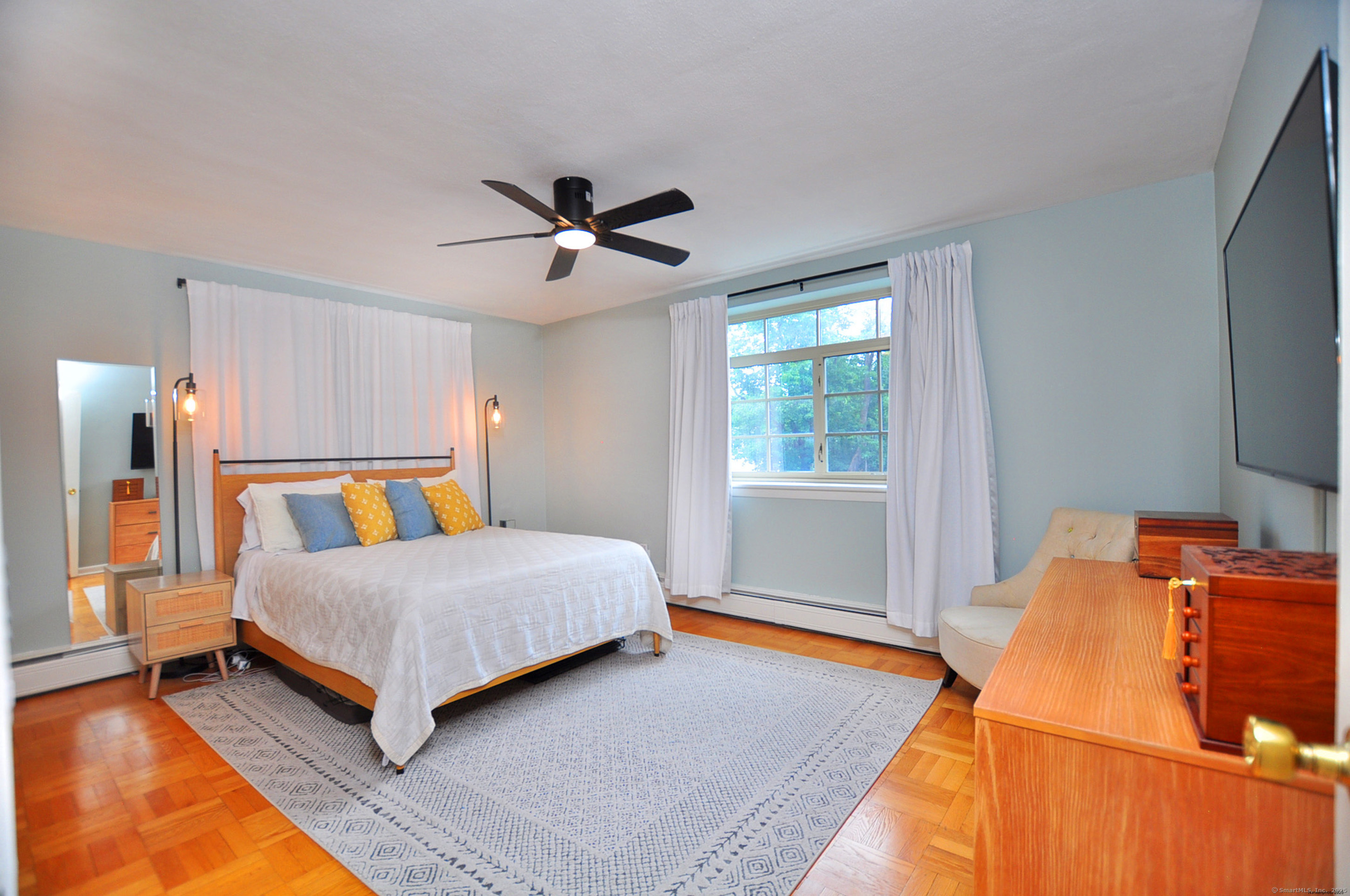 30 Outlook Avenue APT 208