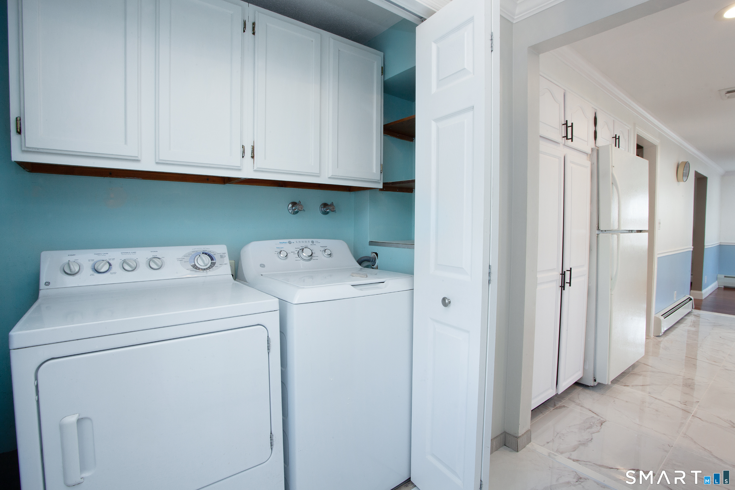 1 Valley Crest Drive