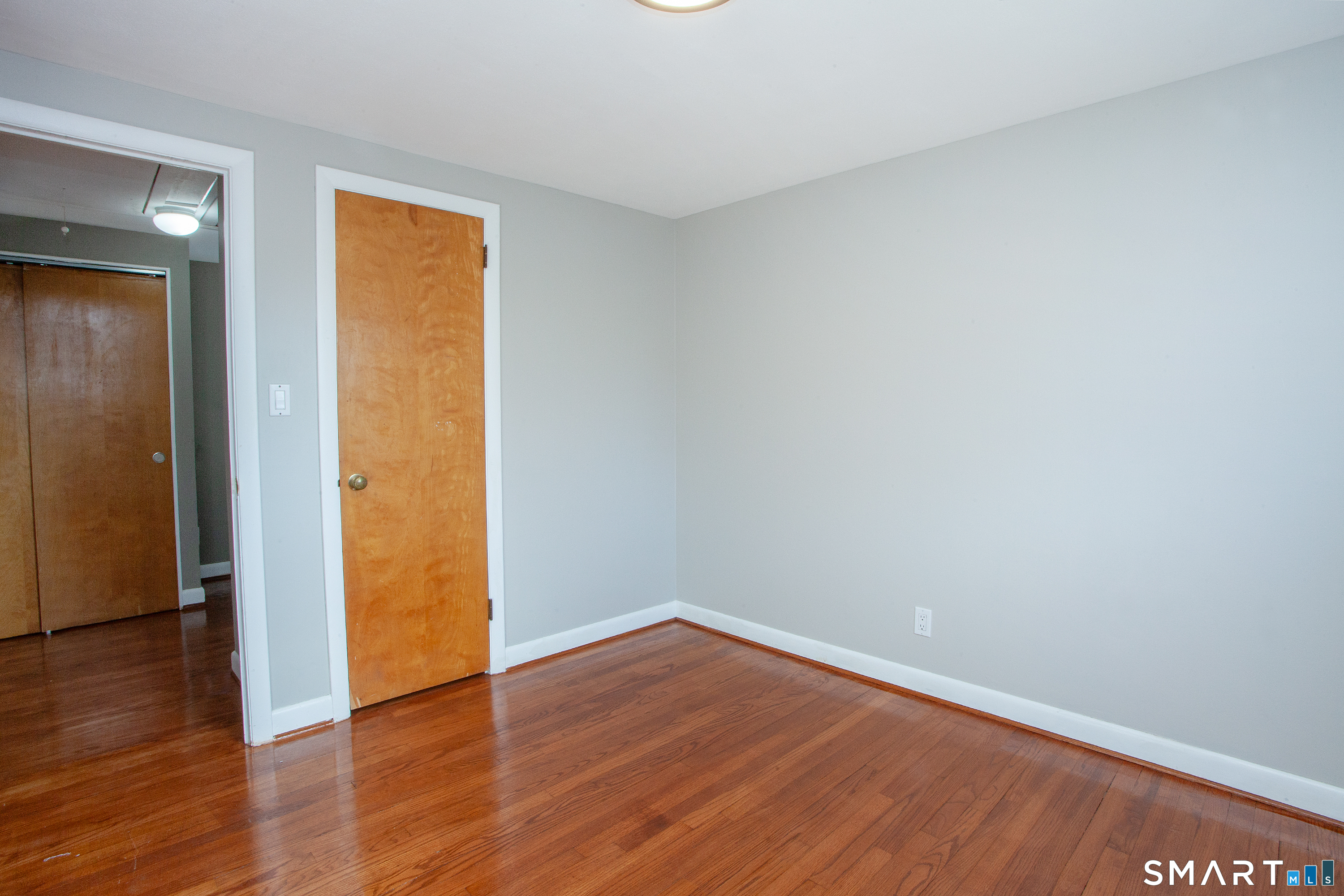 1 Valley Crest Drive