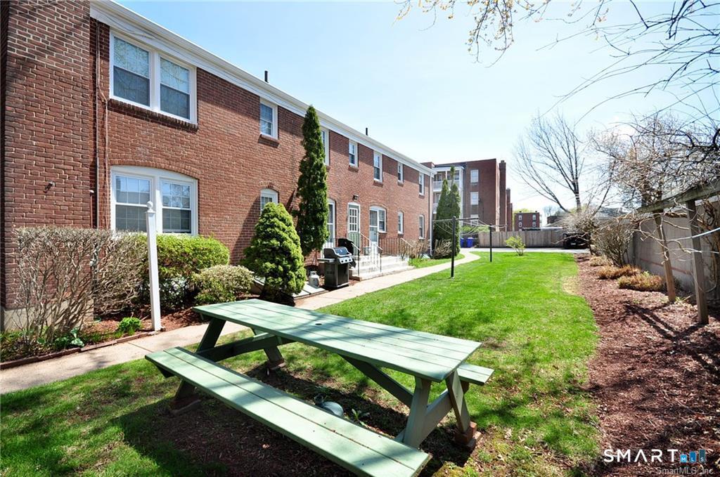 53 Robin Road B1