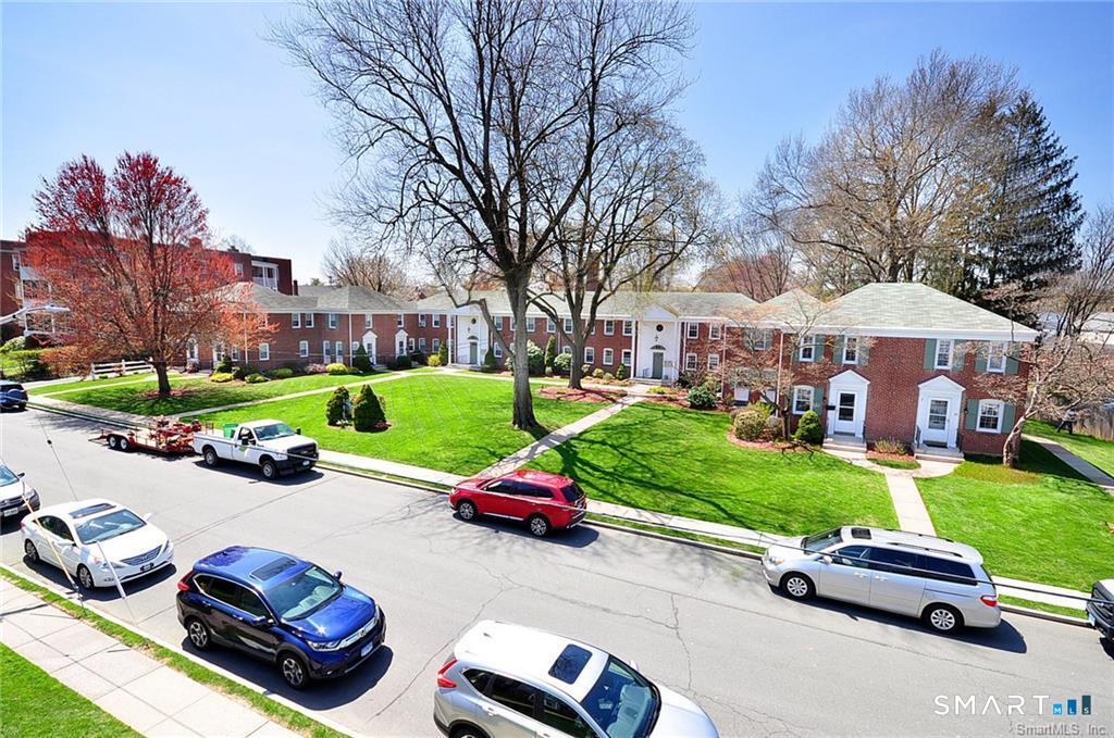 53 Robin Road B1